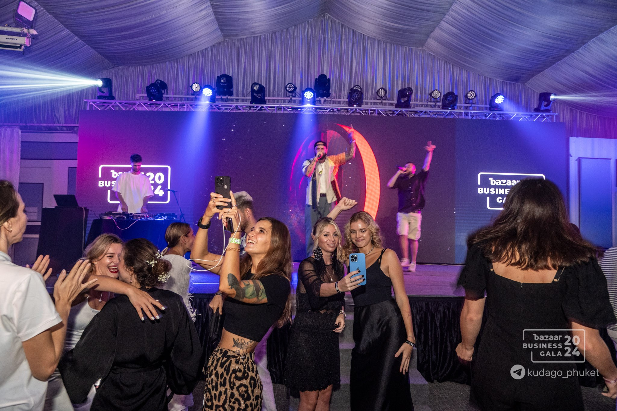 Bazaar Business Gala (Часть 1) | Фоторепортаж | Афиша | DAVAYSXODIM.com PHUKET. АФИША|ФОТОРЕПОРТАЖИ|ИВЕНТЫ|ПХУКЕТ