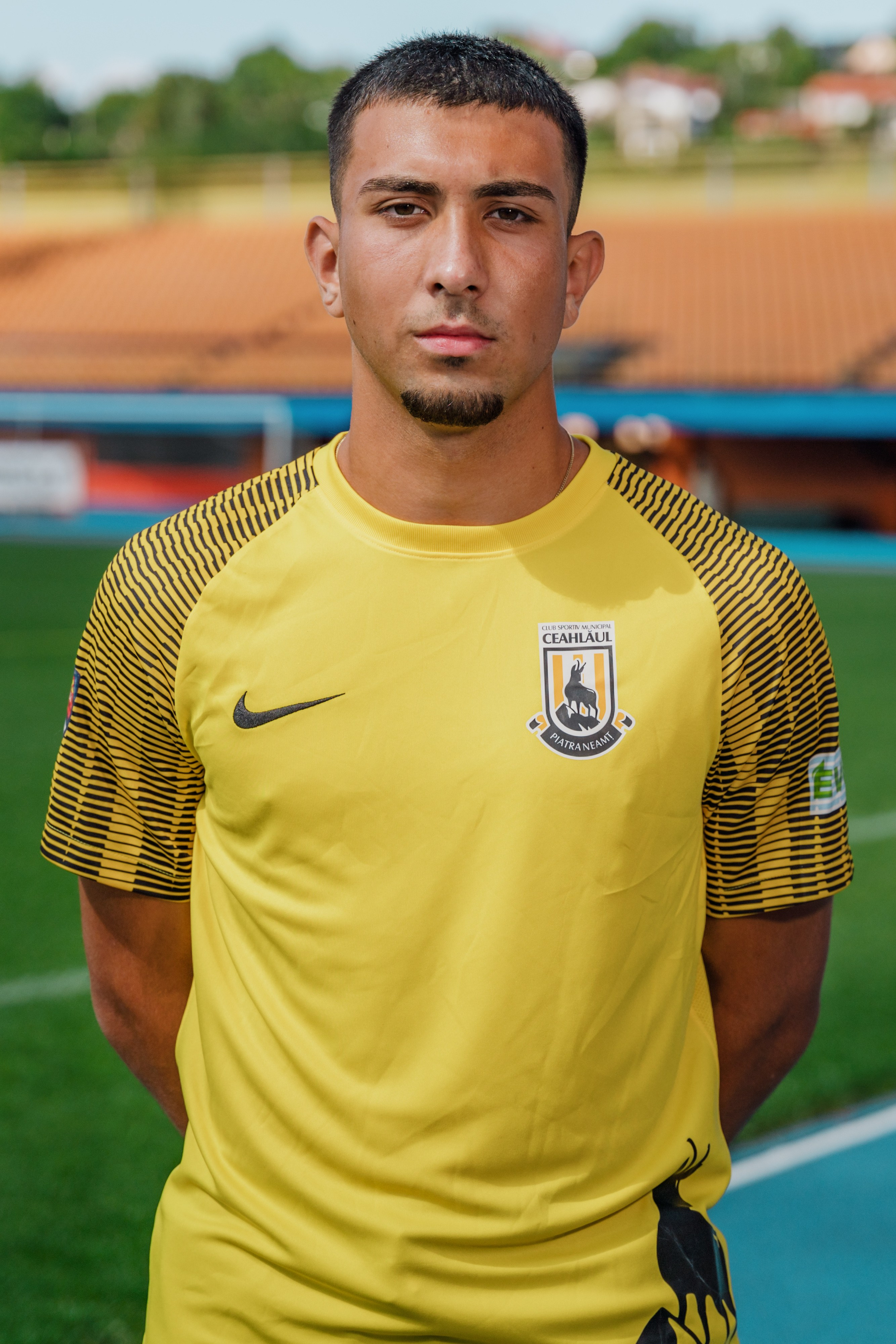 Folha. Dragosbaciuartphotographer