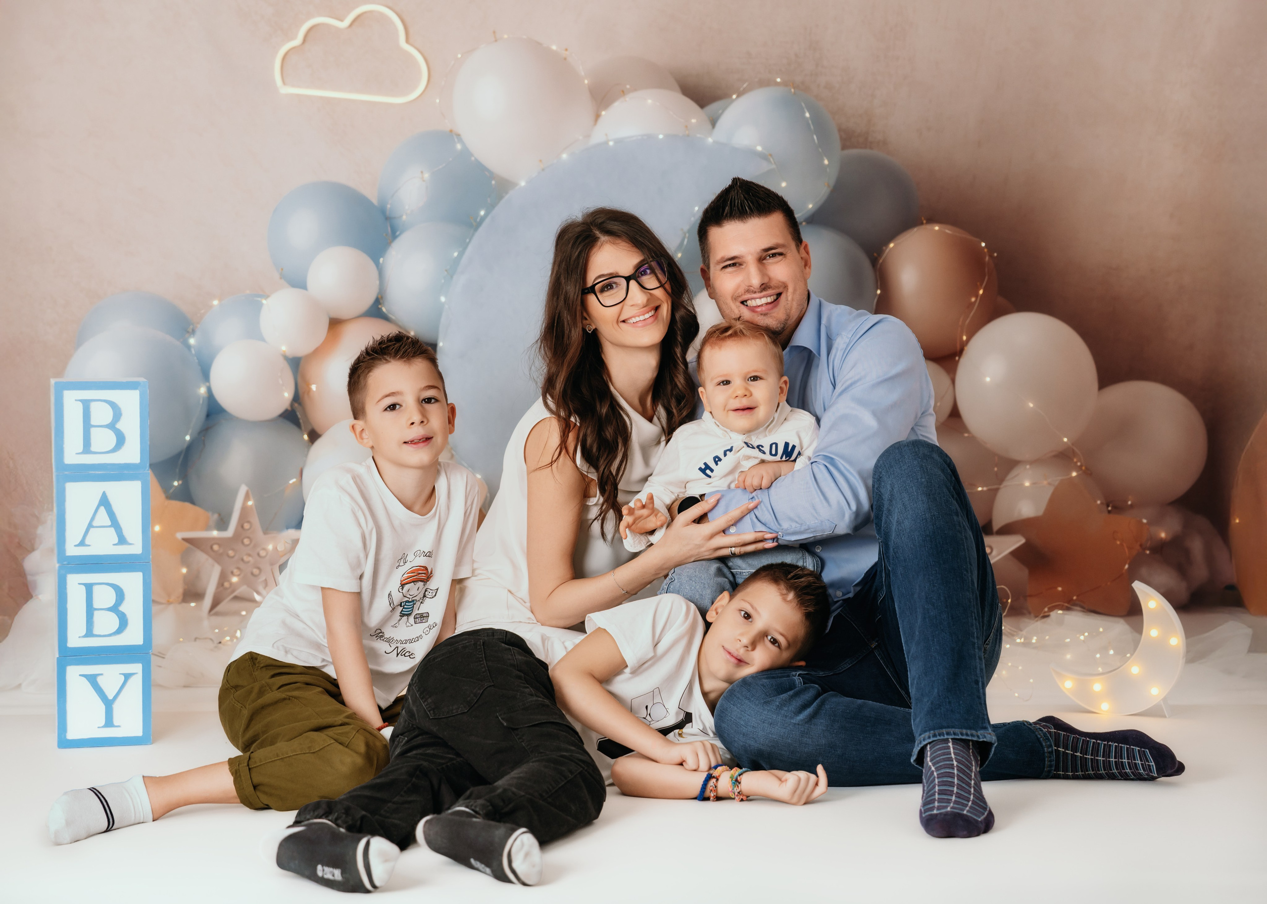 porodica na cake smash fotografisanju beograd