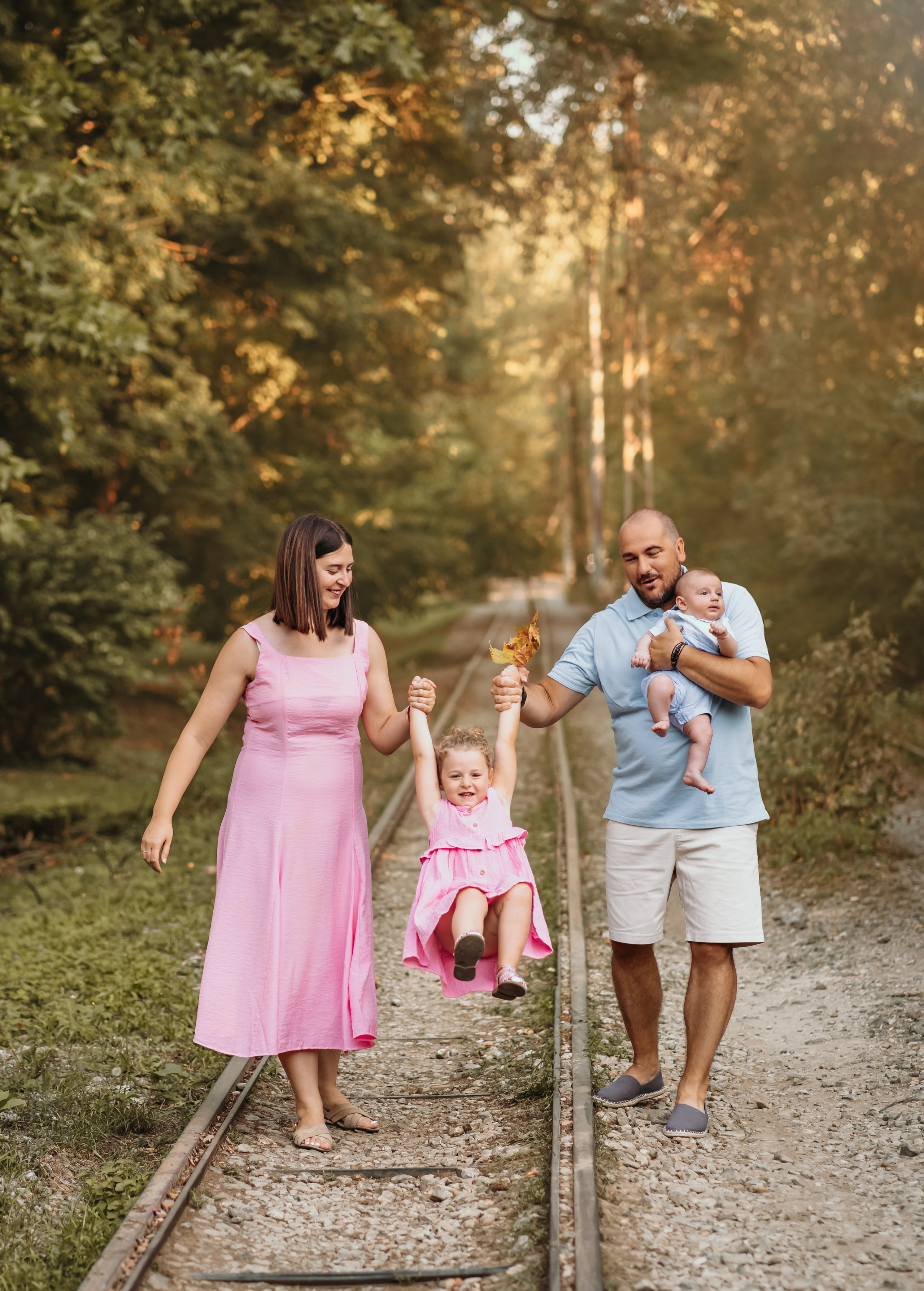 Početna stranica. DEČIJI FOTOGRAF BEOGRAD|NOVOGODISNJE FOTOGRAFISANJE|CAKE SMASH