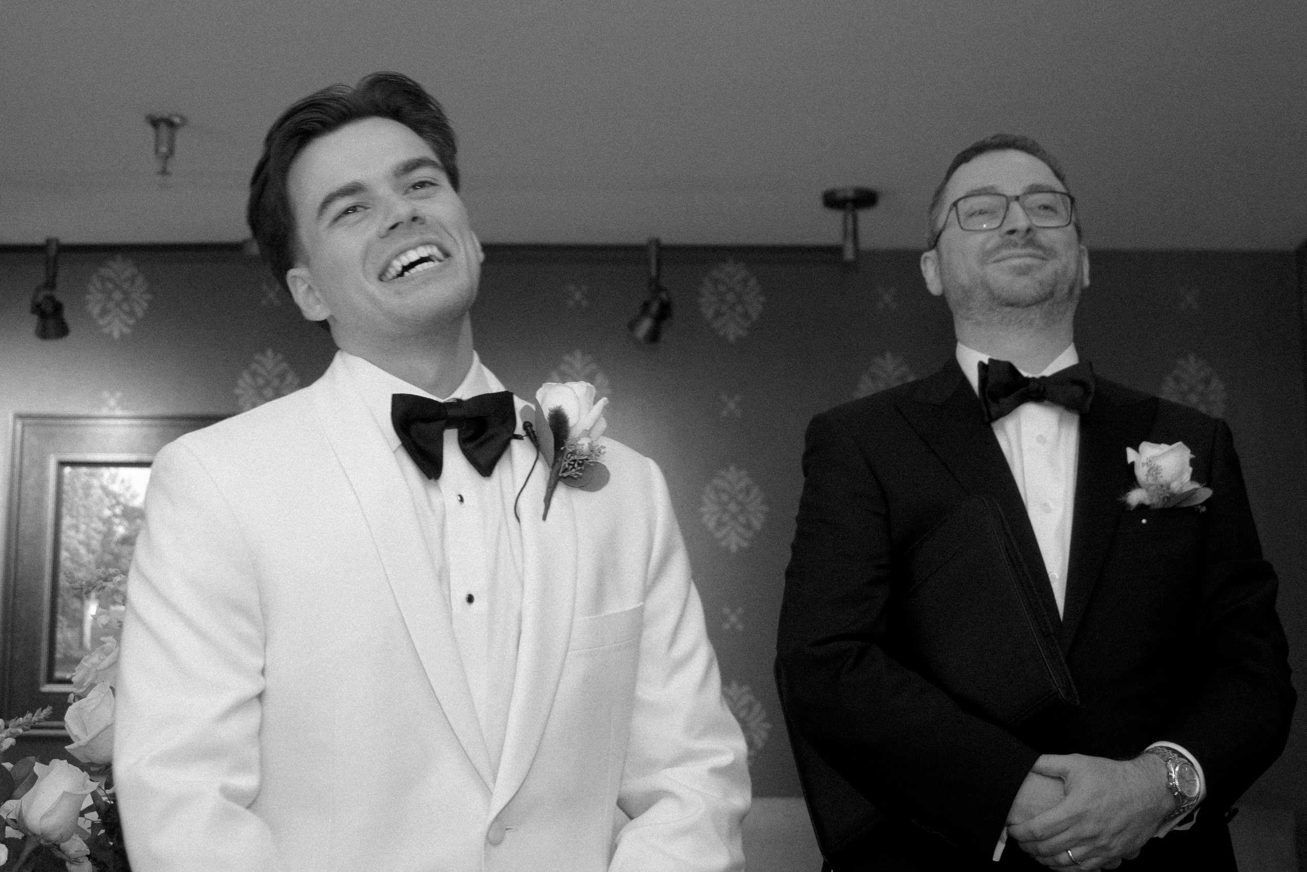 Wedding of Cassandra and Loïc in Beaconsfield, Montreal. Wedding and Family Photography Montreal Muriel Oe Photo