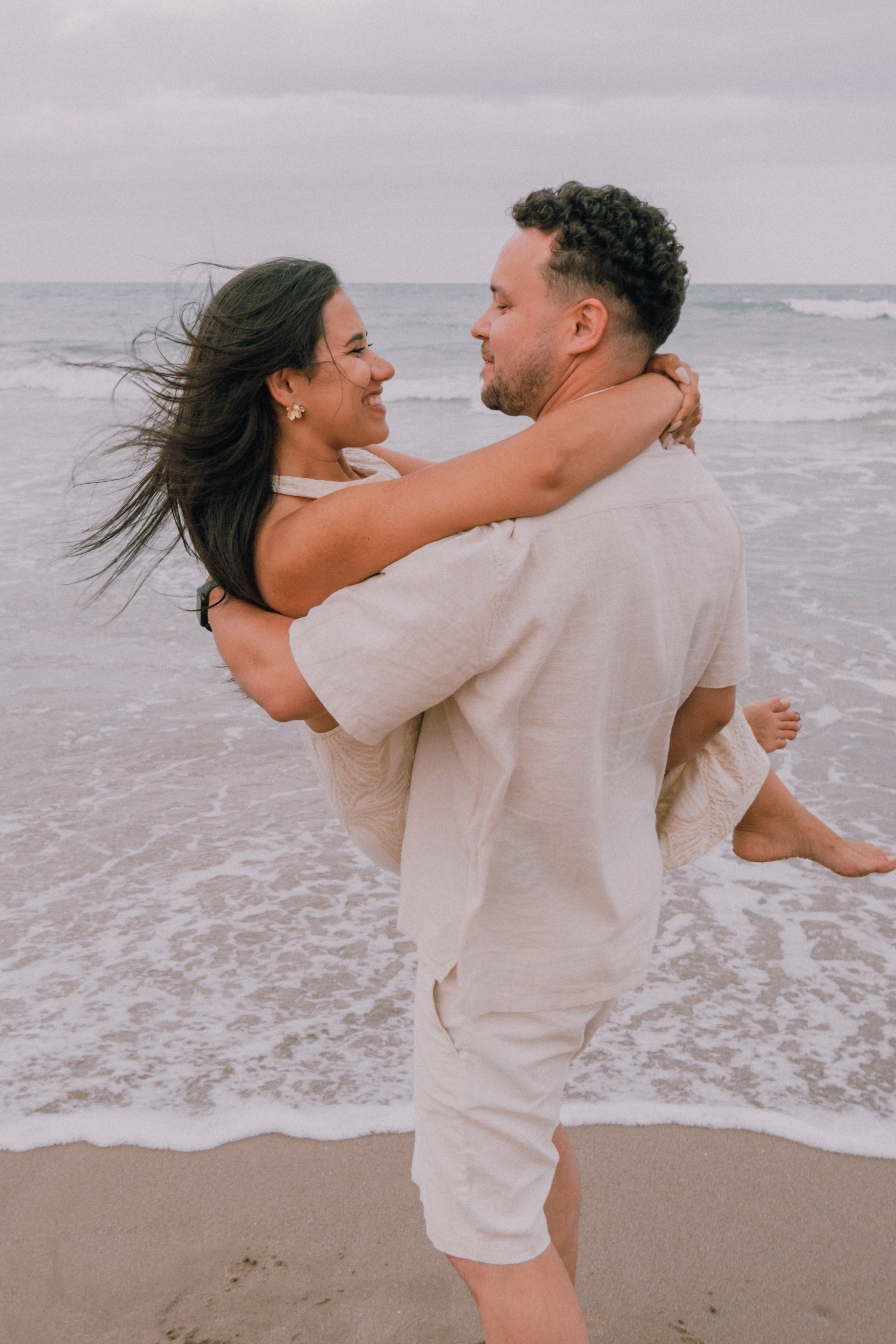 Семейная фотосессия на пляже. Профессиональная фотосъемка в Калафелле — Елена Медведева