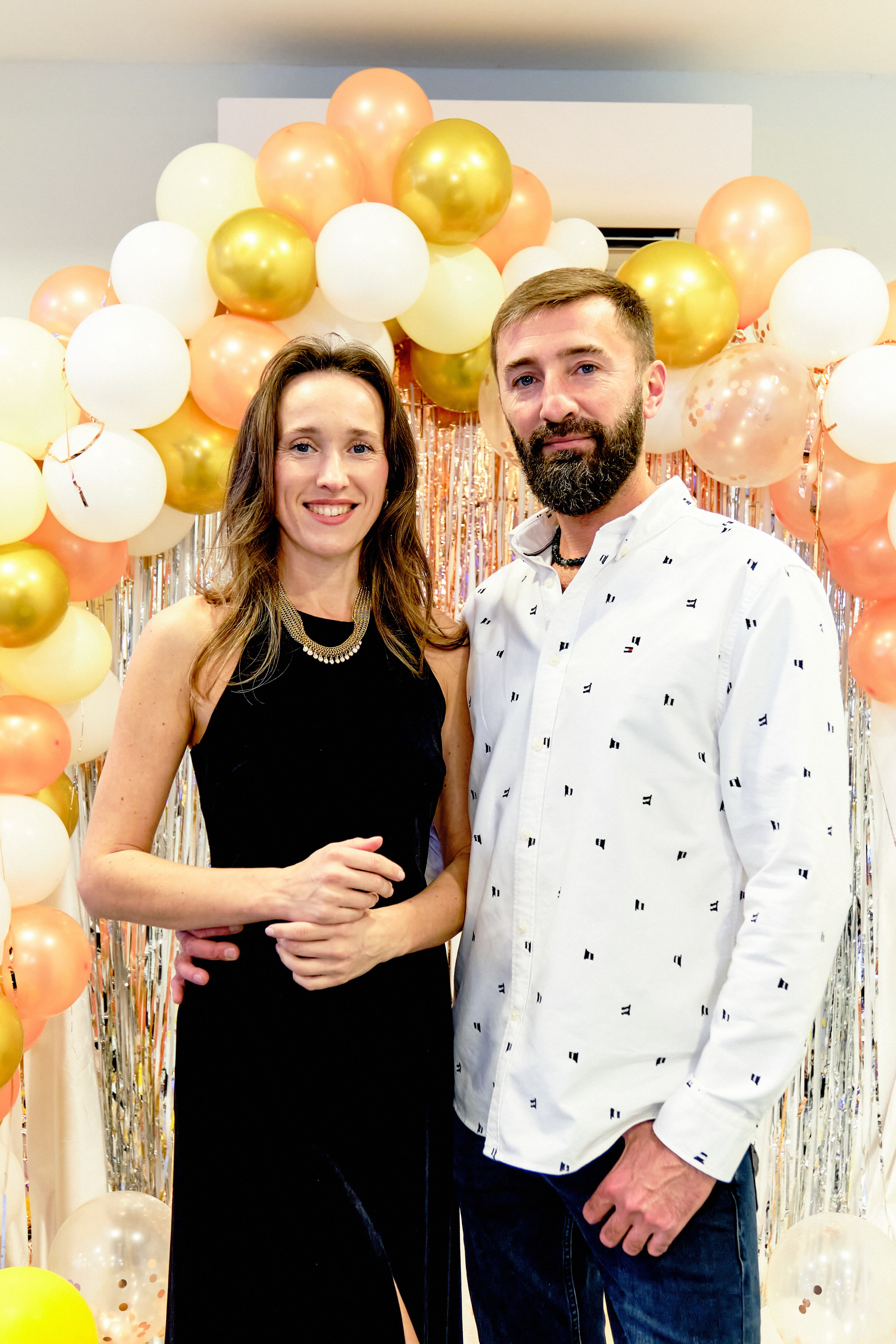 Фоторепортаж з благодійного Новорічного балу у Чорногорії. Портретний фотограф Альона Новгородцева