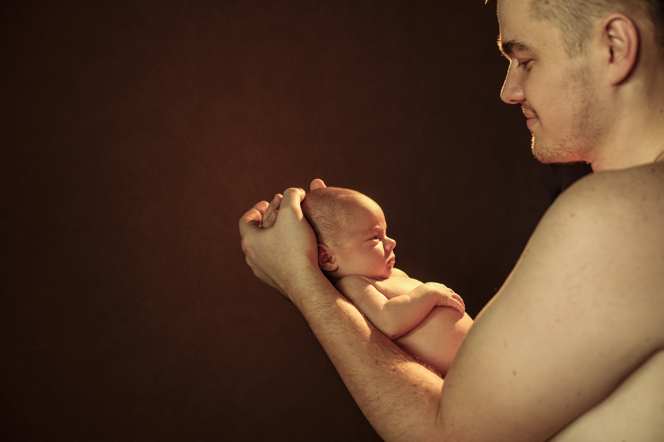 Home Newborn Photography – Candid & Intimate Moments. Alisa Tant — Family and newborn photographer Bucks County, Montgomery county, Philadelphia, NJ