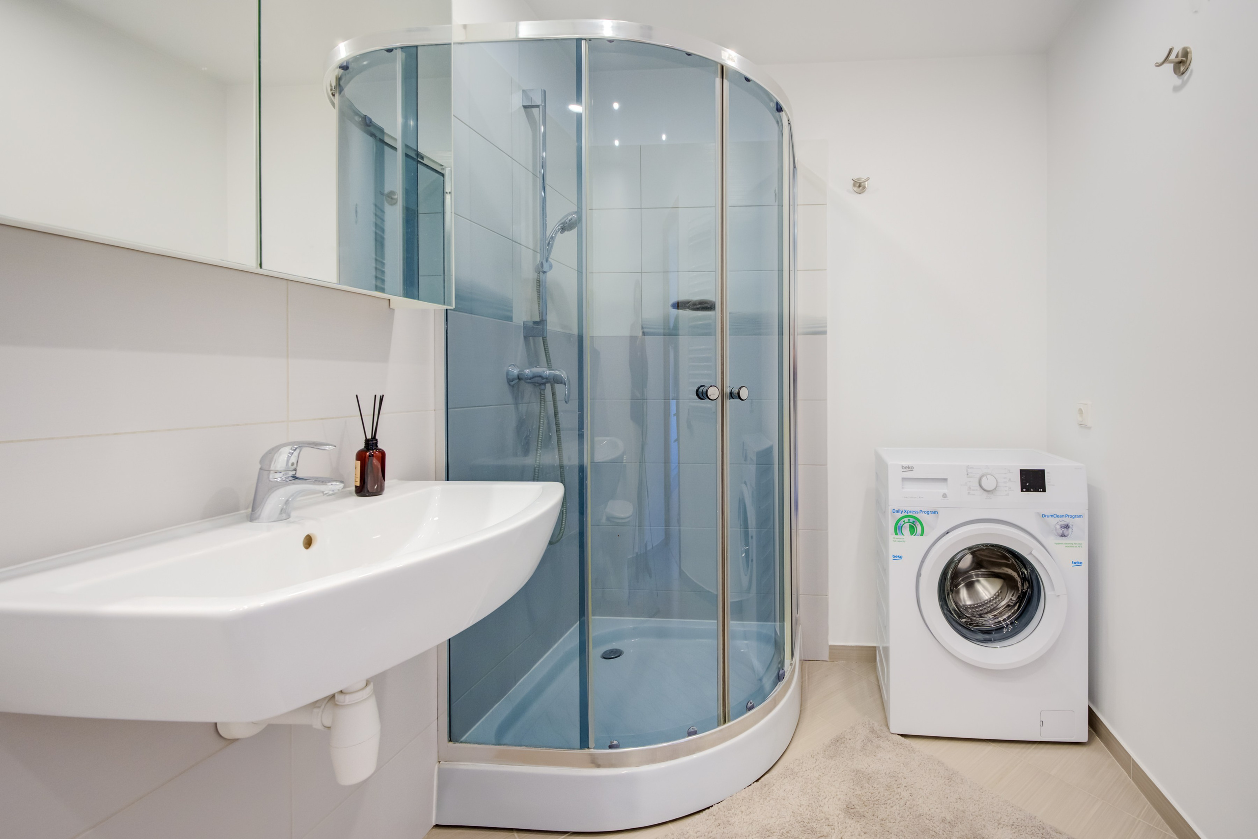 Birželio 23-sios g. 15. Elina Sapiega fotografė Vilniuje