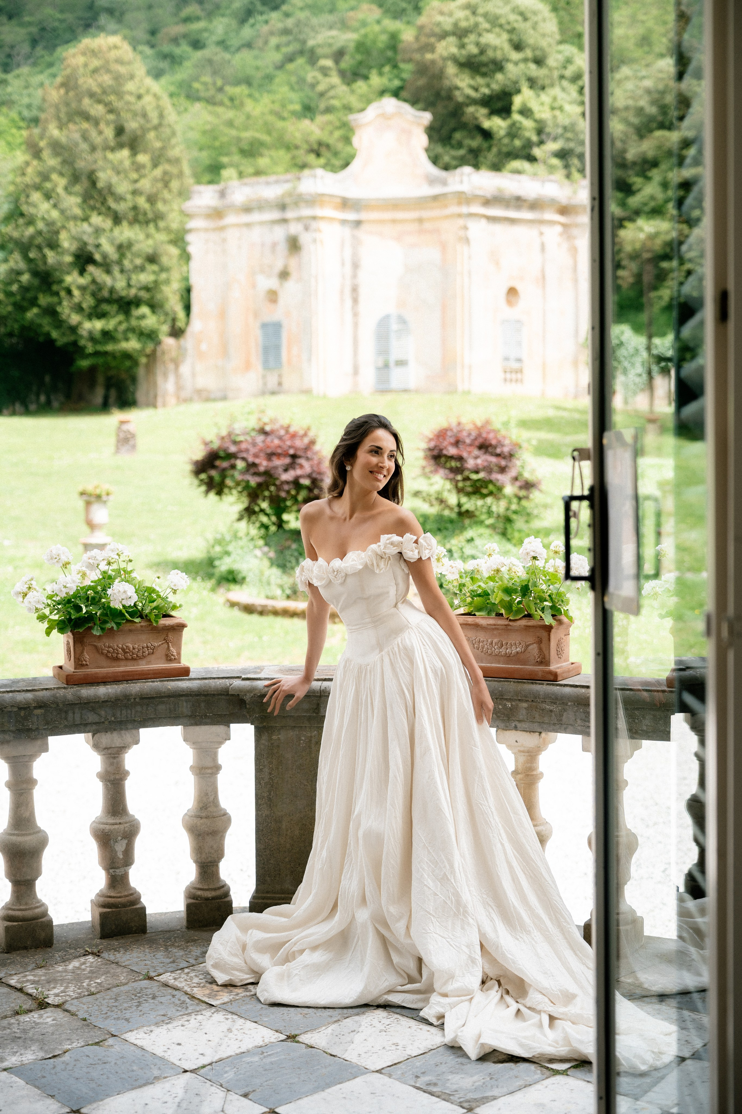 Destination wedding portfolio Europe elegant bride groom photography. Destination Wedding Photographer Alex Pasarelu