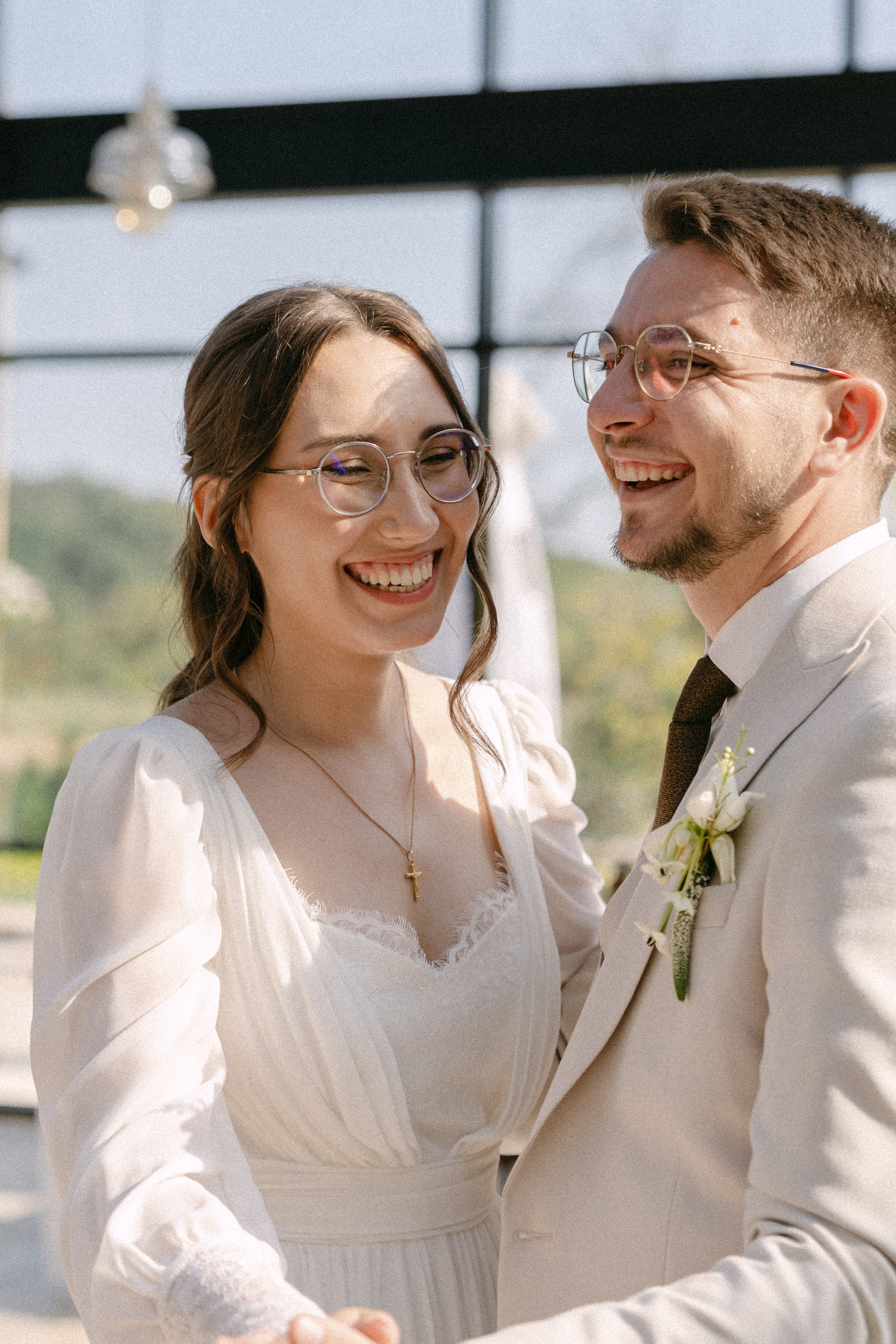 Analisa | Constantin. Gabrielacojocariu.com