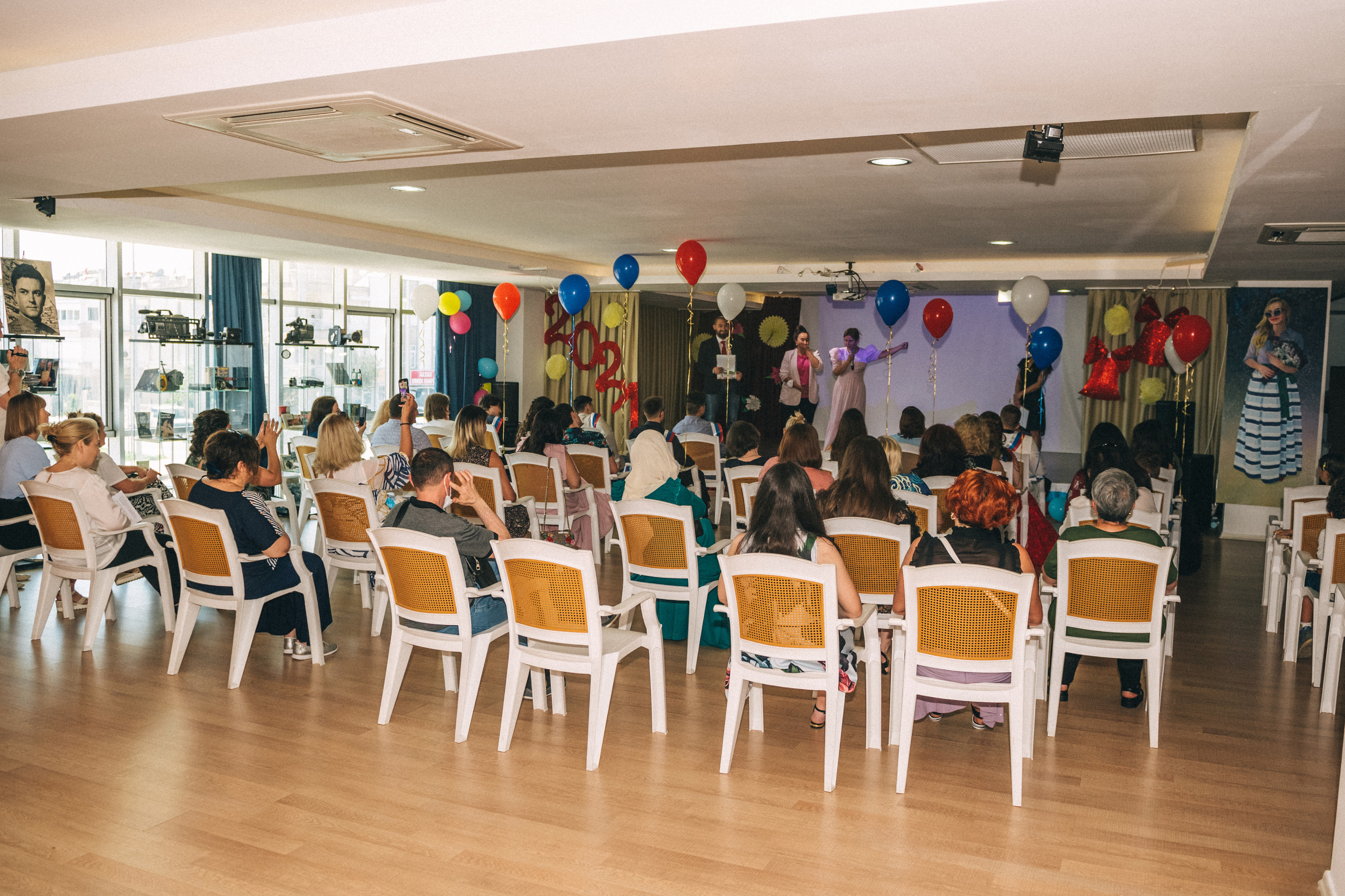 Выпуск 11 класса Московской международной школы Анталии. Фотограф в Анталии (Турция) Ева Сэрт