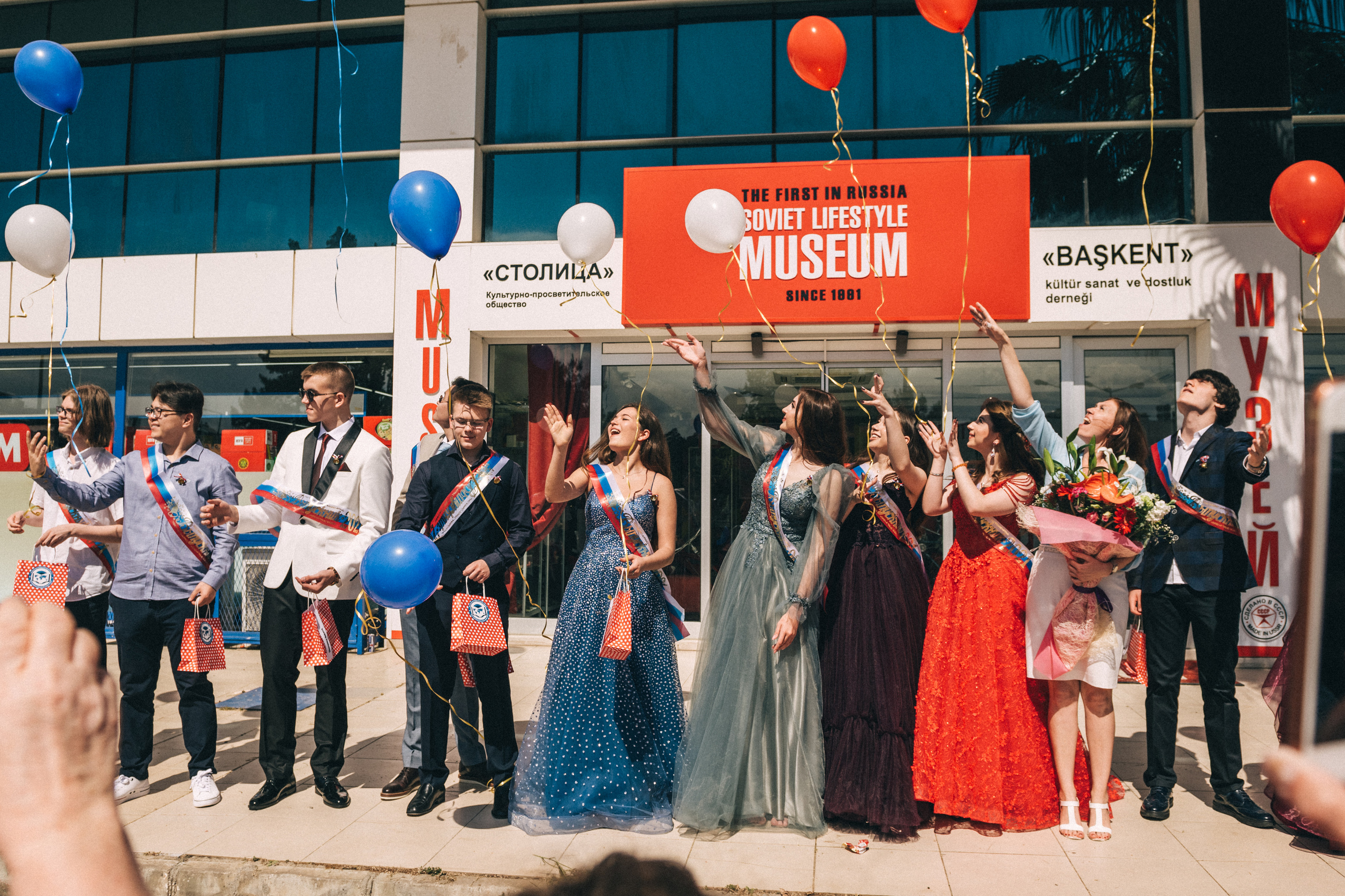 Выпуск 11 класса Московской международной школы Анталии. Фотограф в Анталии (Турция) Ева Сэрт