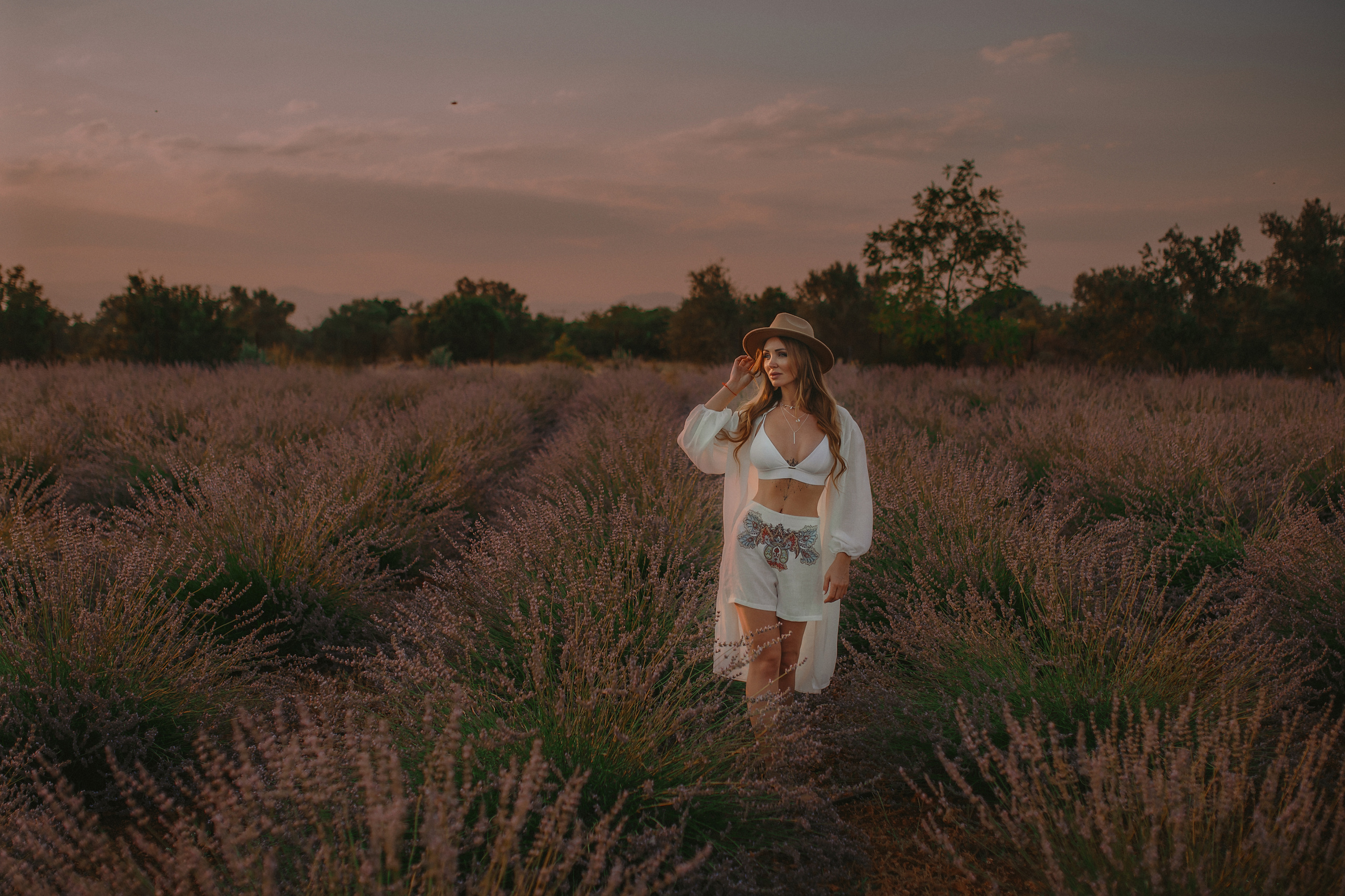 Фотосессия в Анталии в лаванде. Фотограф в Анталии (Турция) Ева Сэрт