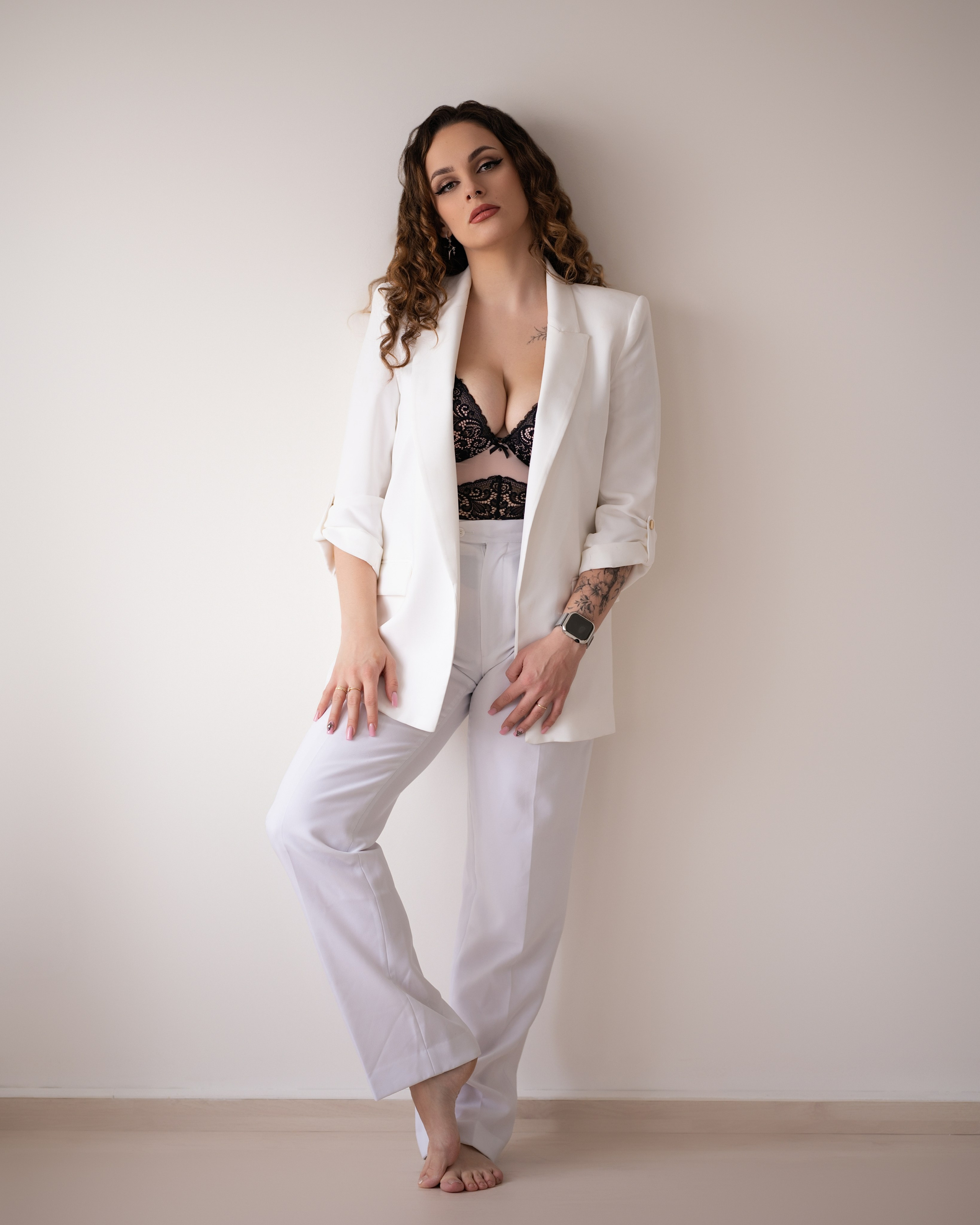 Women Portraits. Home