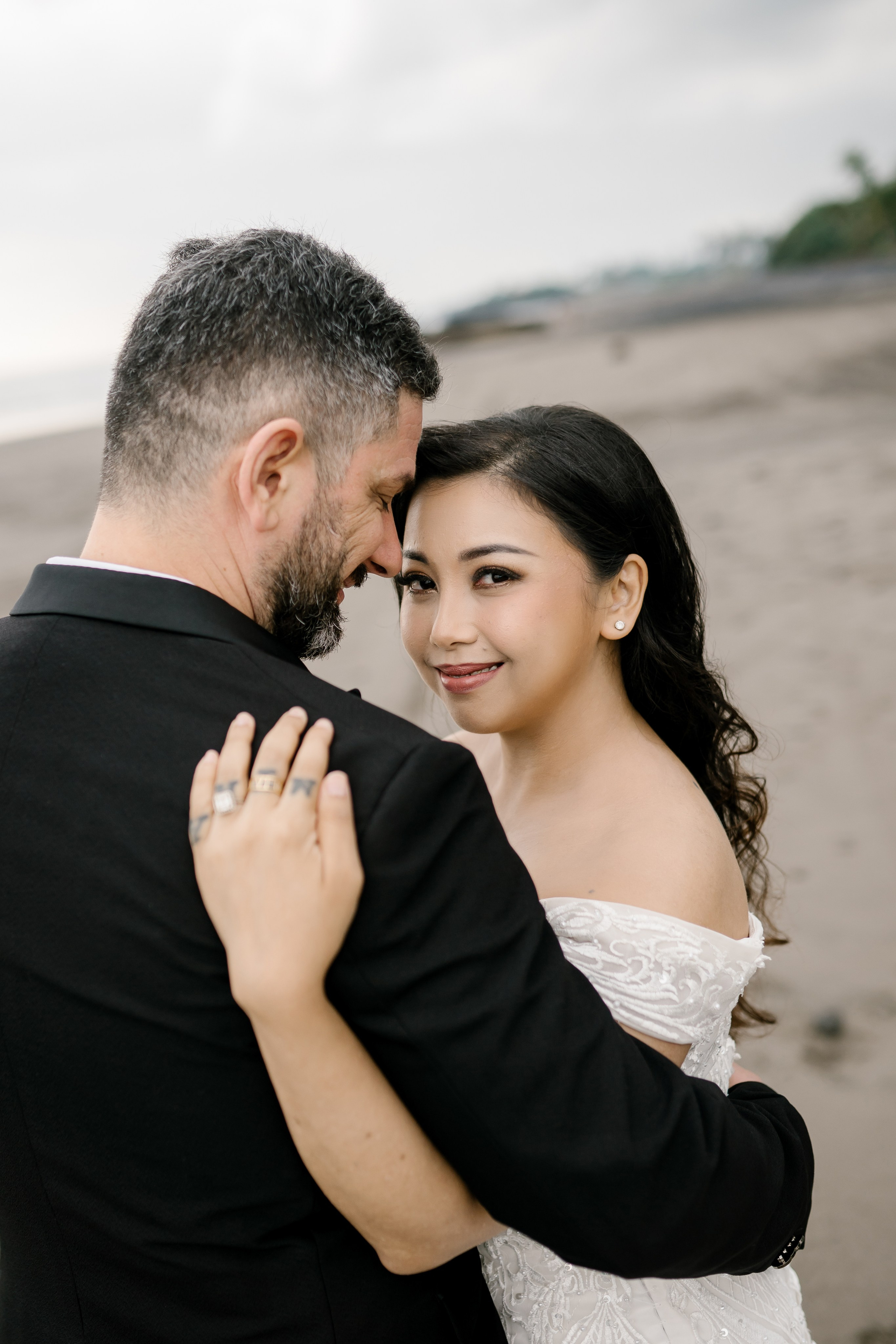 Honeymoon Photoshoot in Bali. Female Photographer in Bali