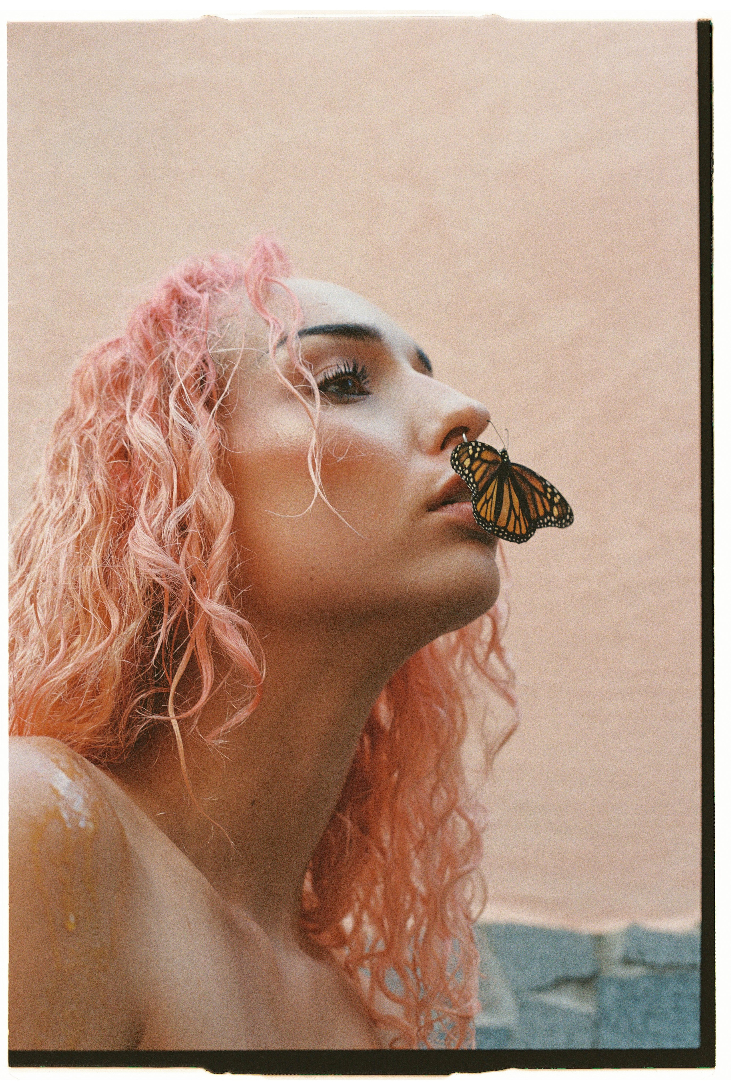 Adriana Butterfly. Portrait photographer in Madeira — Marina Shtukina