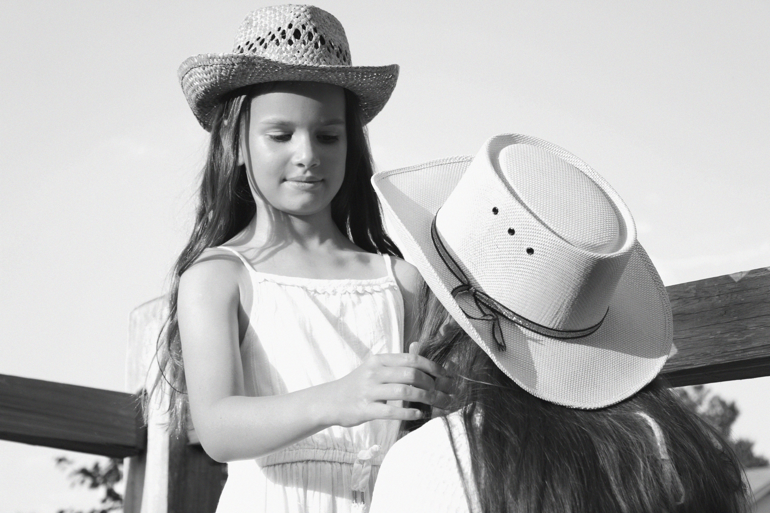 Texas Countryside Family Photoshoot in Cowboy Style. Lana Petrychenko — Portrait & Family Photographer. Valencia, Spain