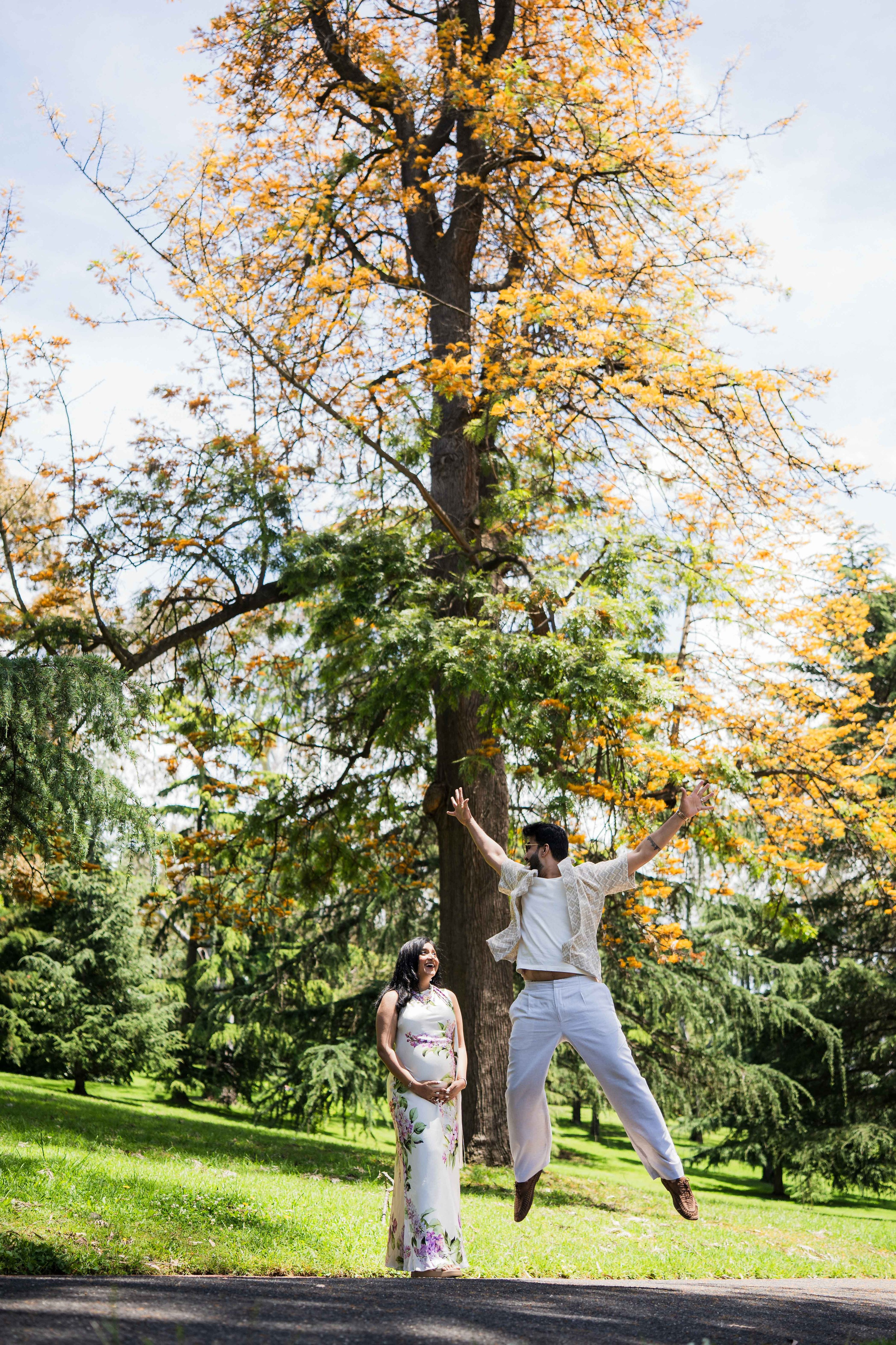 Gender reveal photography MelbourneGender reveal photographer MelbourneGender reveal photoshoot MelbourneGender reveal event photography MelbourneBaby gender reveal Melbourne photographer