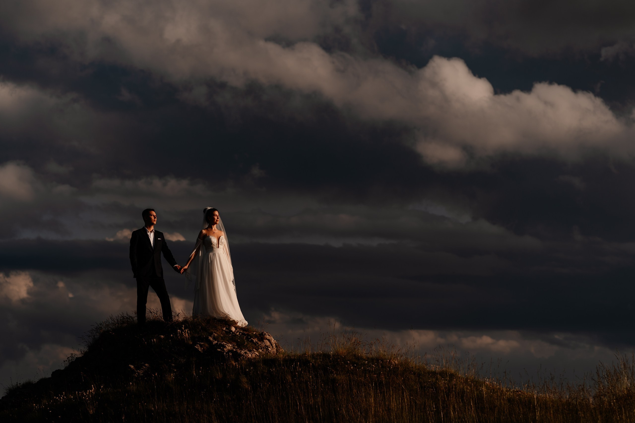 Trash the dress — Lorena&Adi  - Mihai Popa. Mihai Popa |Wedding Photographer | Worldwide | Bucharest