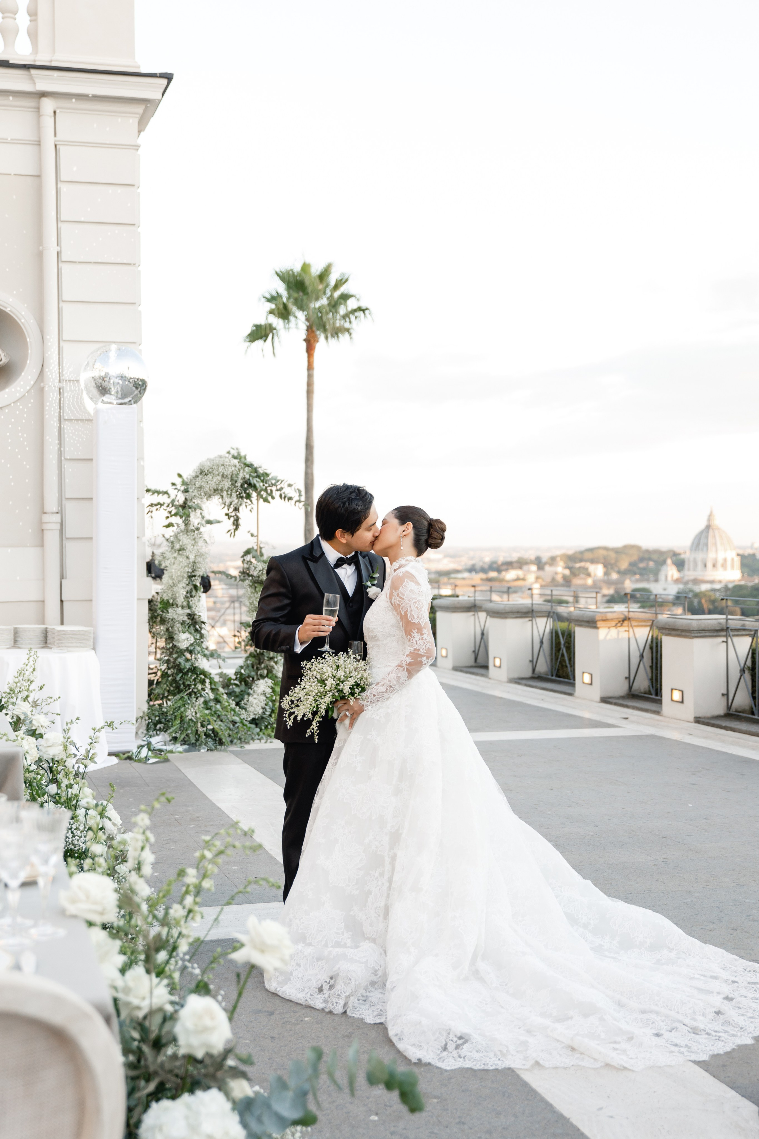 Wedding photographer Italy Rome, Tuscany, Lake Como, Sicily, Puglia. Wedding Photographer Rome Tuscany Como Sicily Puglia Amalfy Italy- Oksana Savenchuk