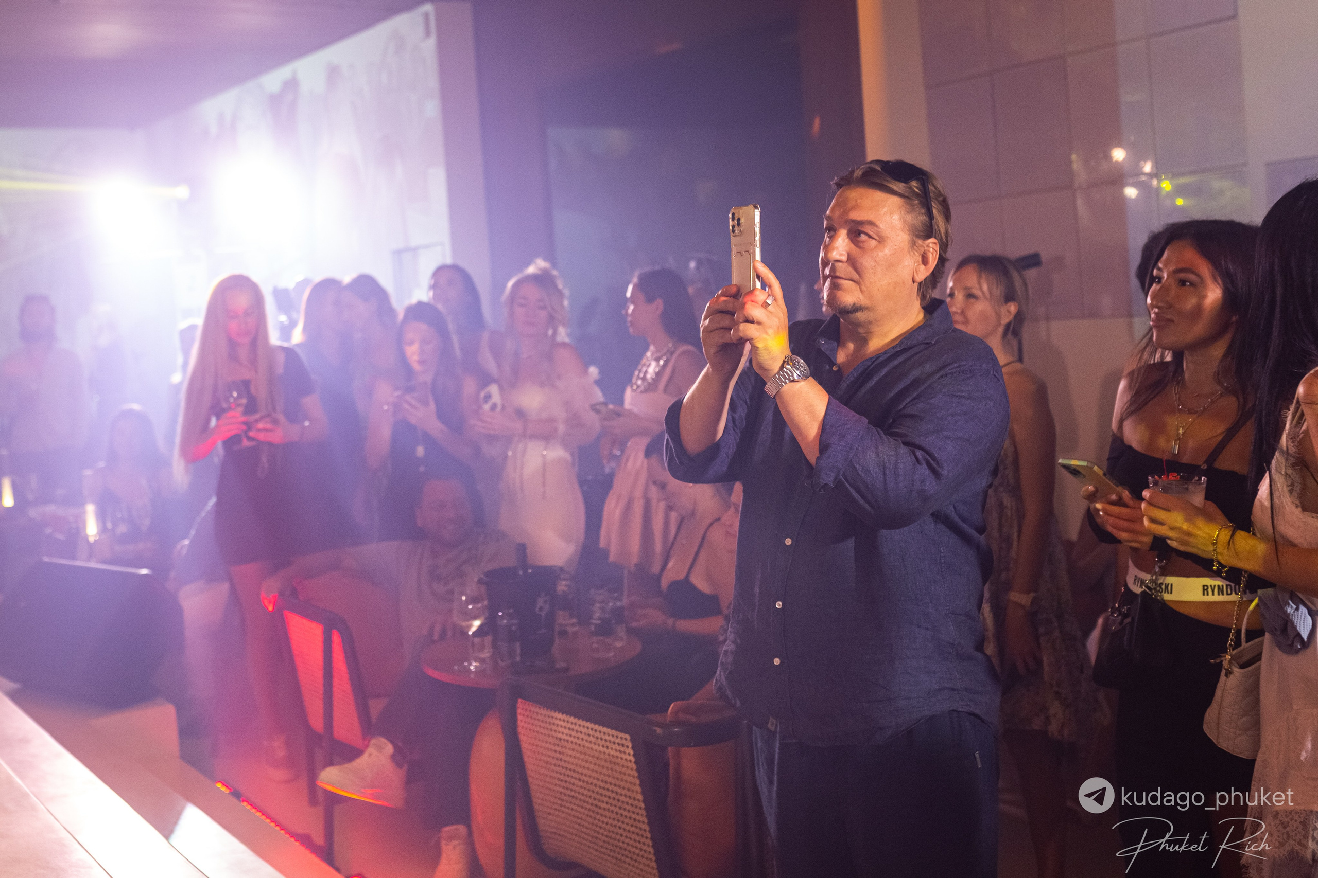 Вечеринка «Код да Винчи» | Фоторепортаж | Афиша | DAVAYSXODIM.com PHUKET. АФИША|ФОТОРЕПОРТАЖИ|ИВЕНТЫ|ПХУКЕТ