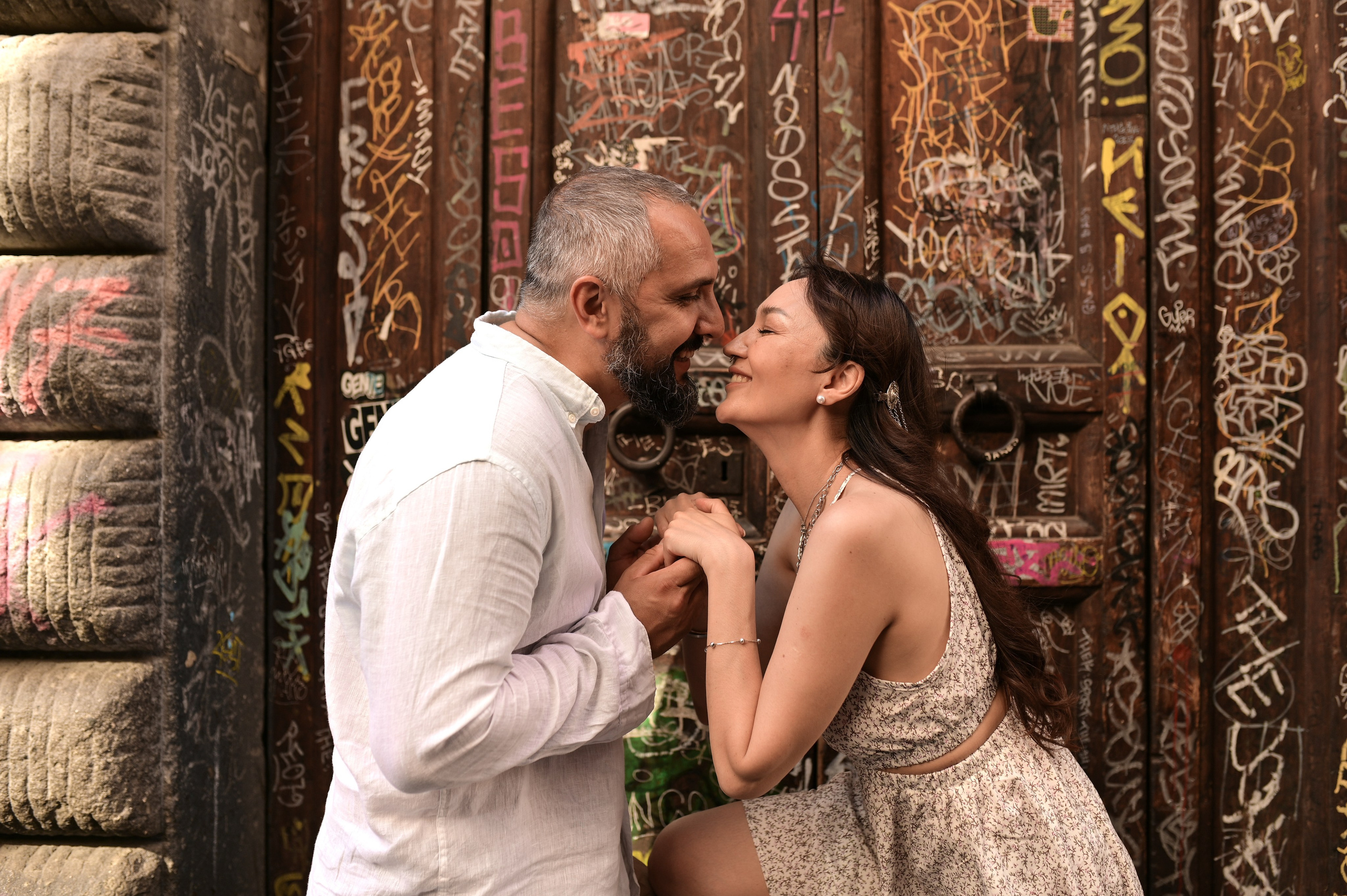 Rome Photoshoot — Couples, Proposals, Elopements & Families