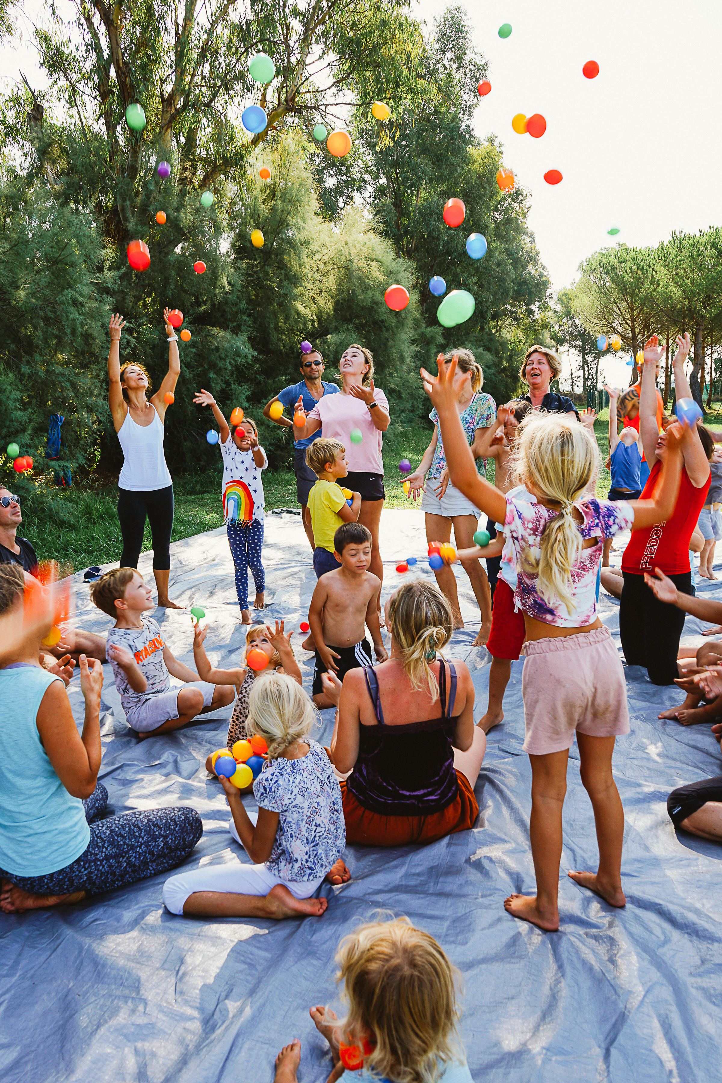 Артлагеря «Мир Театра» и «Большой Цирк». Семейные лагеря в Европе с Ниной Янечковой и Ириной Зиновьевой