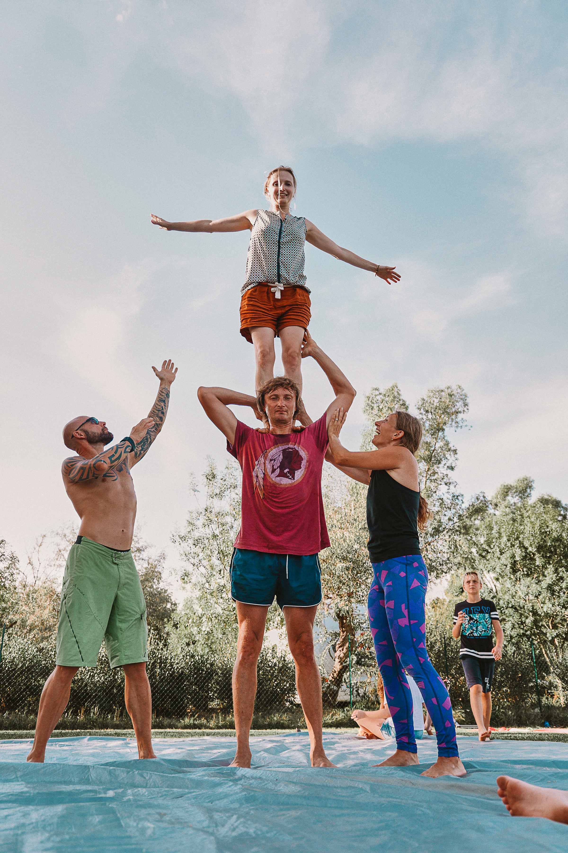 Артлагеря «Мир Театра» и «Большой Цирк». Семейные лагеря в Европе с Ниной Янечковой и Ириной Зиновьевой