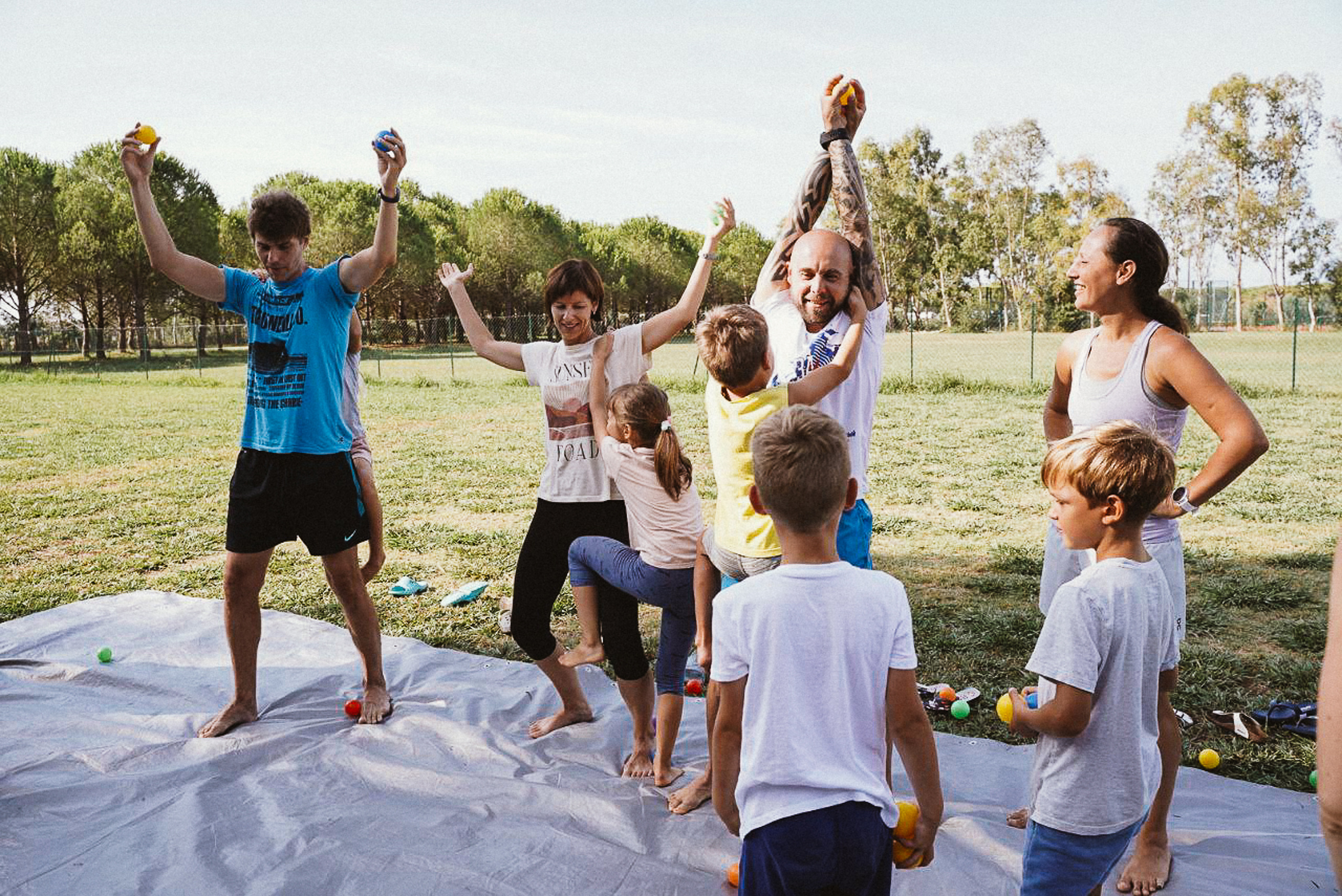 Артлагеря «Мир Театра» и «Большой Цирк». Семейные лагеря в Европе с Ниной Янечковой и Ириной Зиновьевой