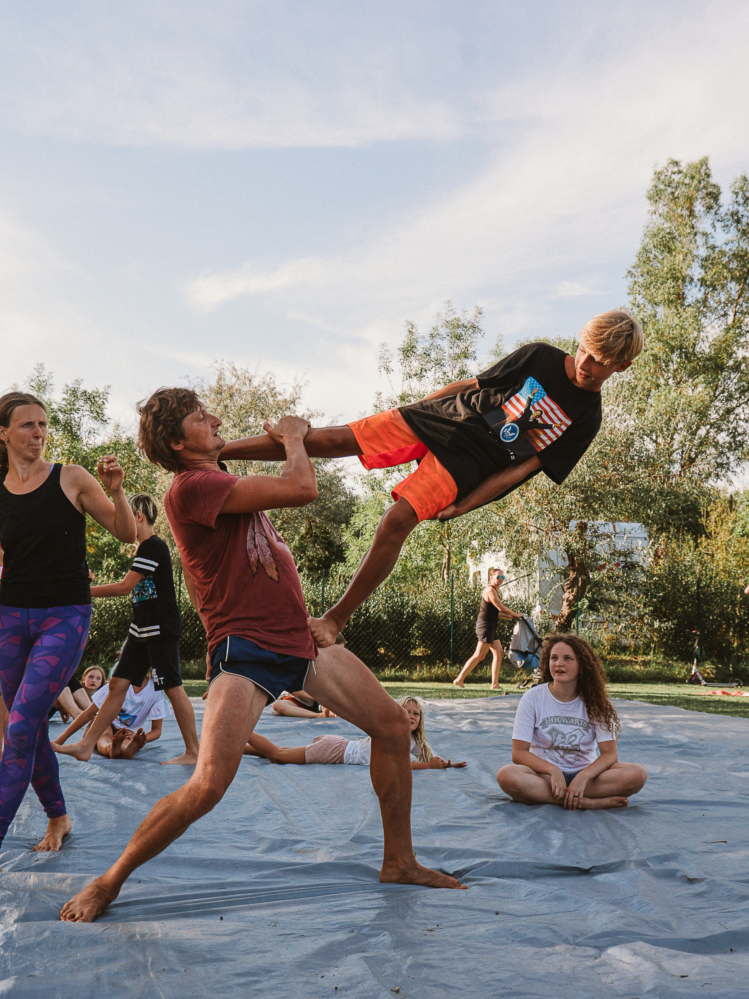 Артлагеря «Мир Театра» и «Большой Цирк». Семейные лагеря в Европе с Ниной Янечковой и Ириной Зиновьевой