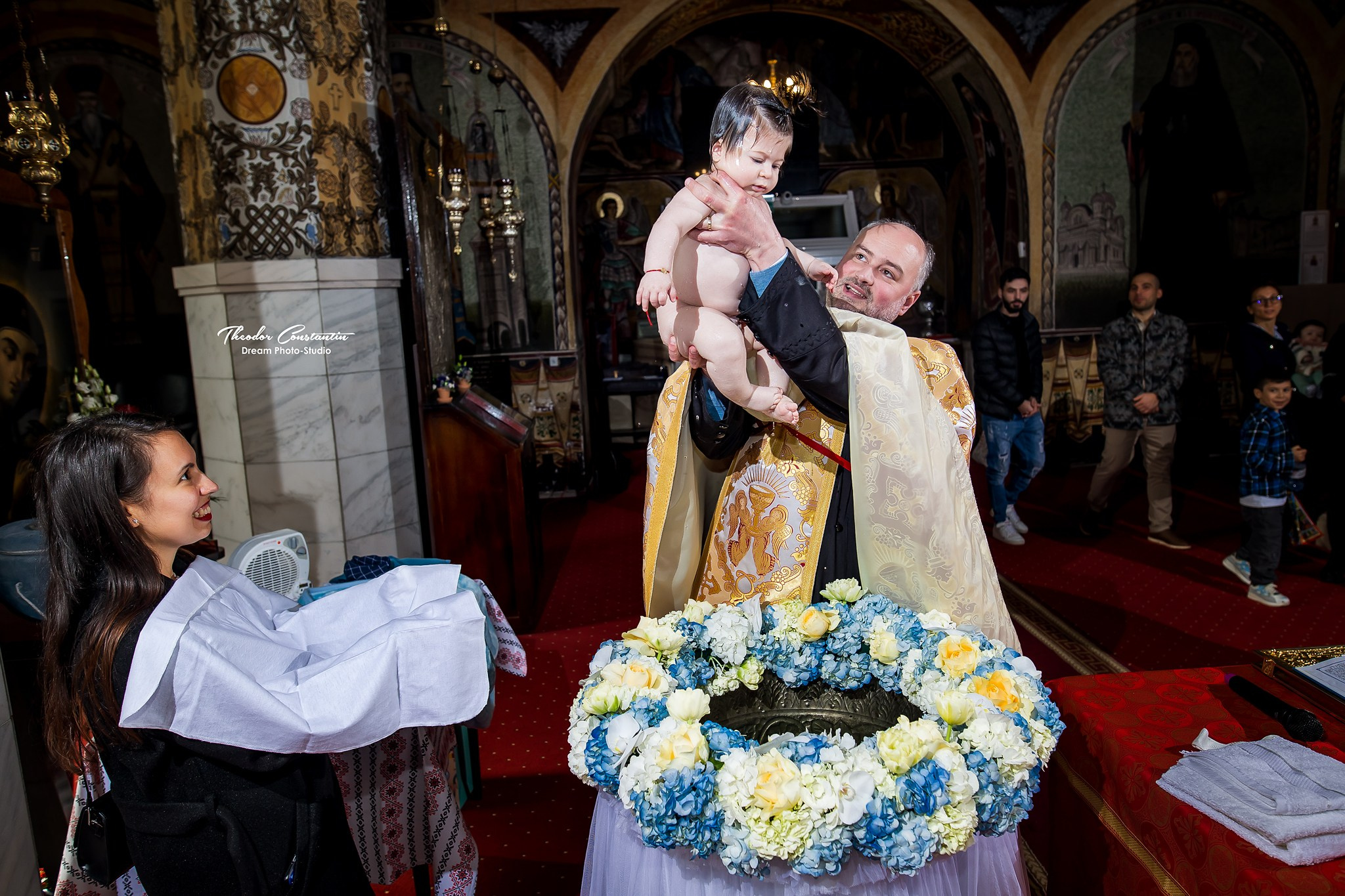 Botez. Dream Studio Galați – ședințe foto profesionale pentru familie, portrete și evenimente