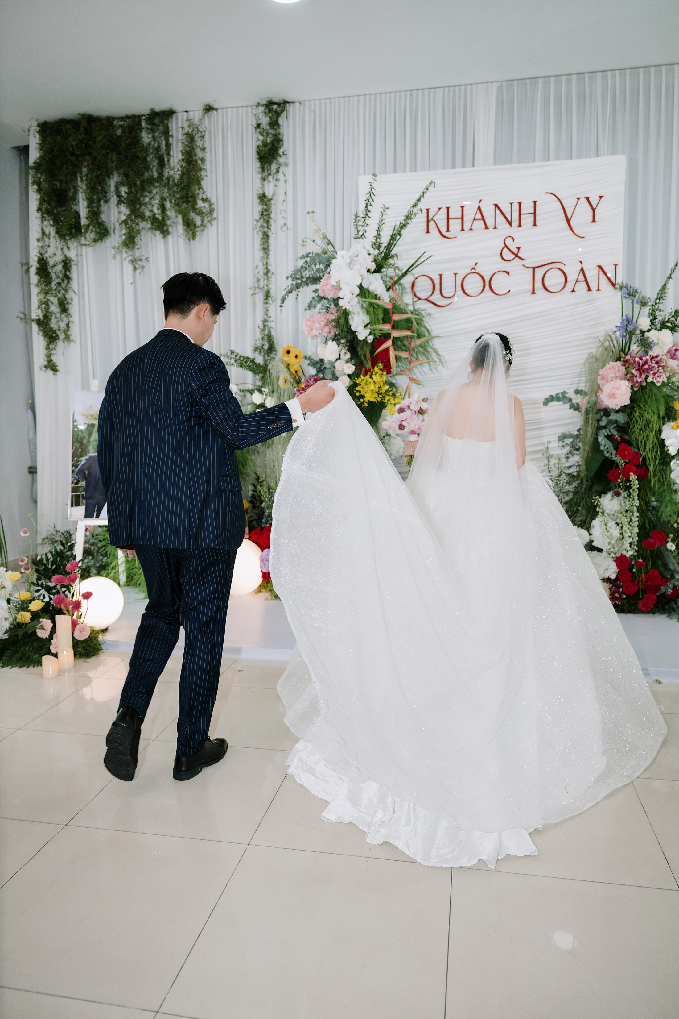 TOAN & VY / Wedding Journalism. Saigon Wedding Present | Art Beyond Moments