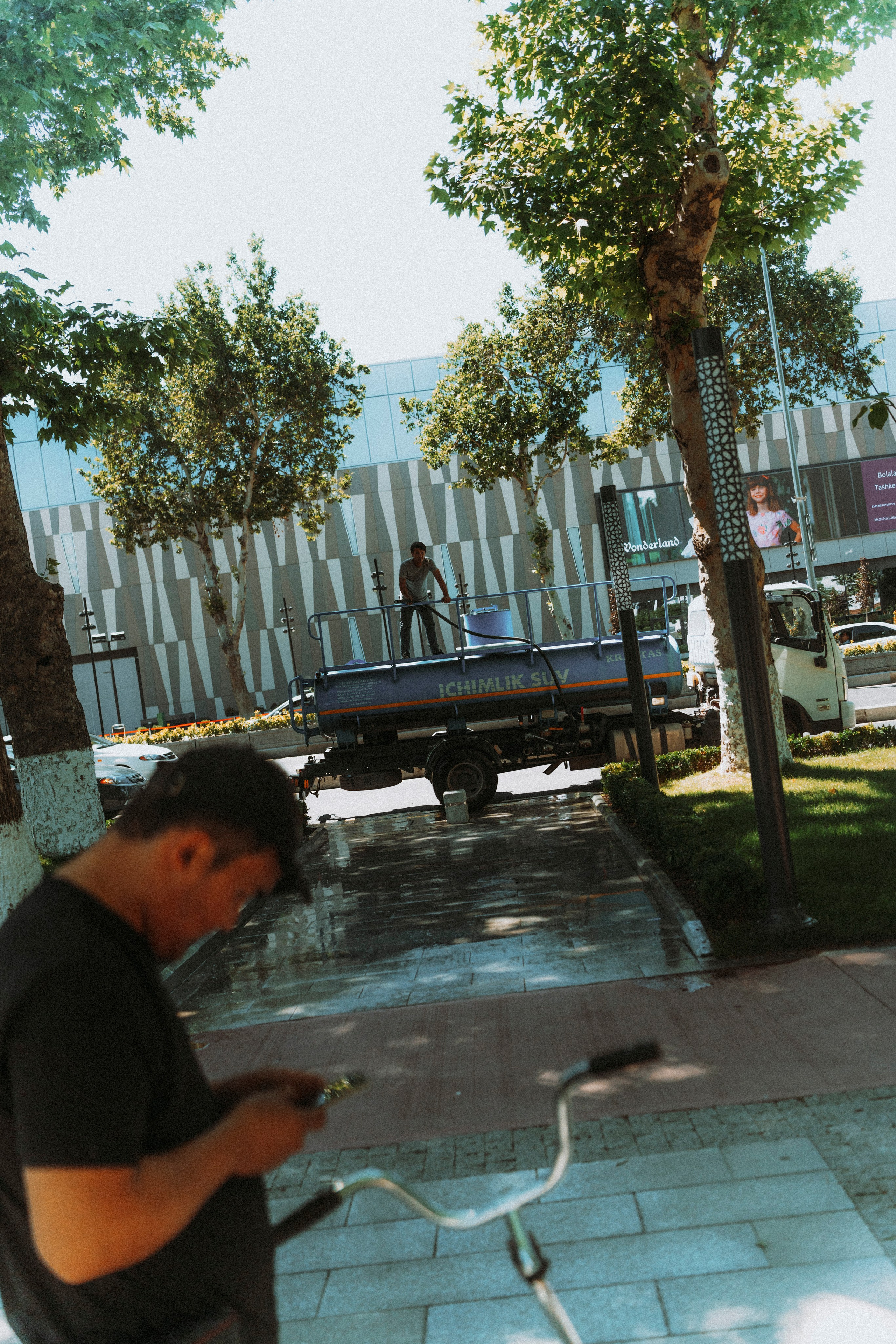 ТАШКЕНТ. Стрит-фотография, полная абсурда, идиотизма и красоты
