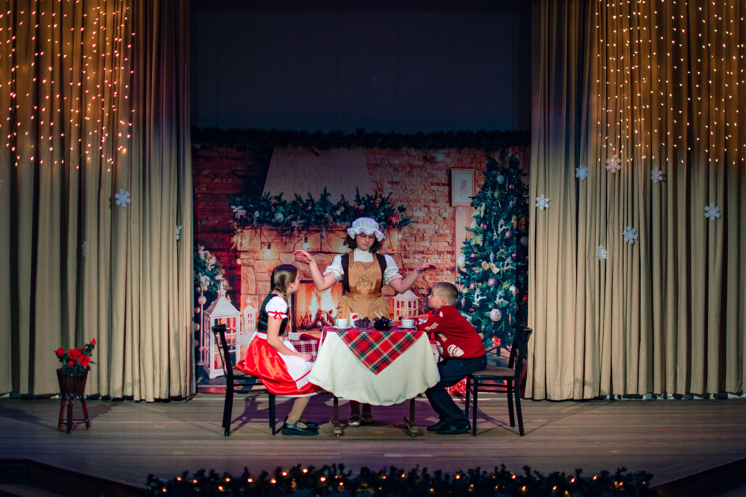 Театральная студия. Семейный и детский фотограф