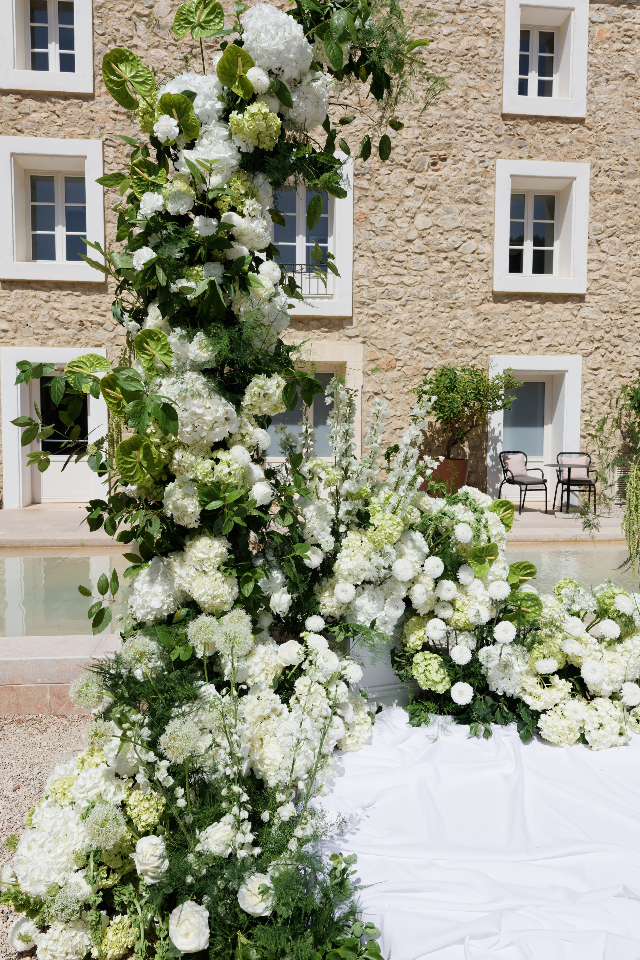 Wedding at Château L’Hospitalet in Narbonne, France. Destination Wedding Photographer — Nikita Burtsev