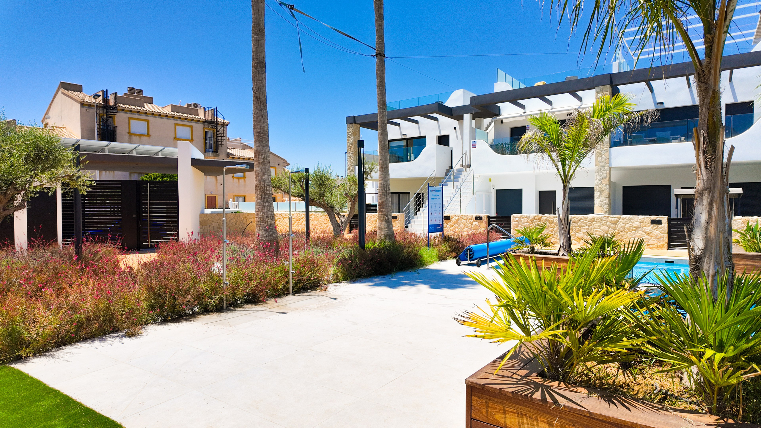 PALMVIEW I&M GROUP. Baby Beast