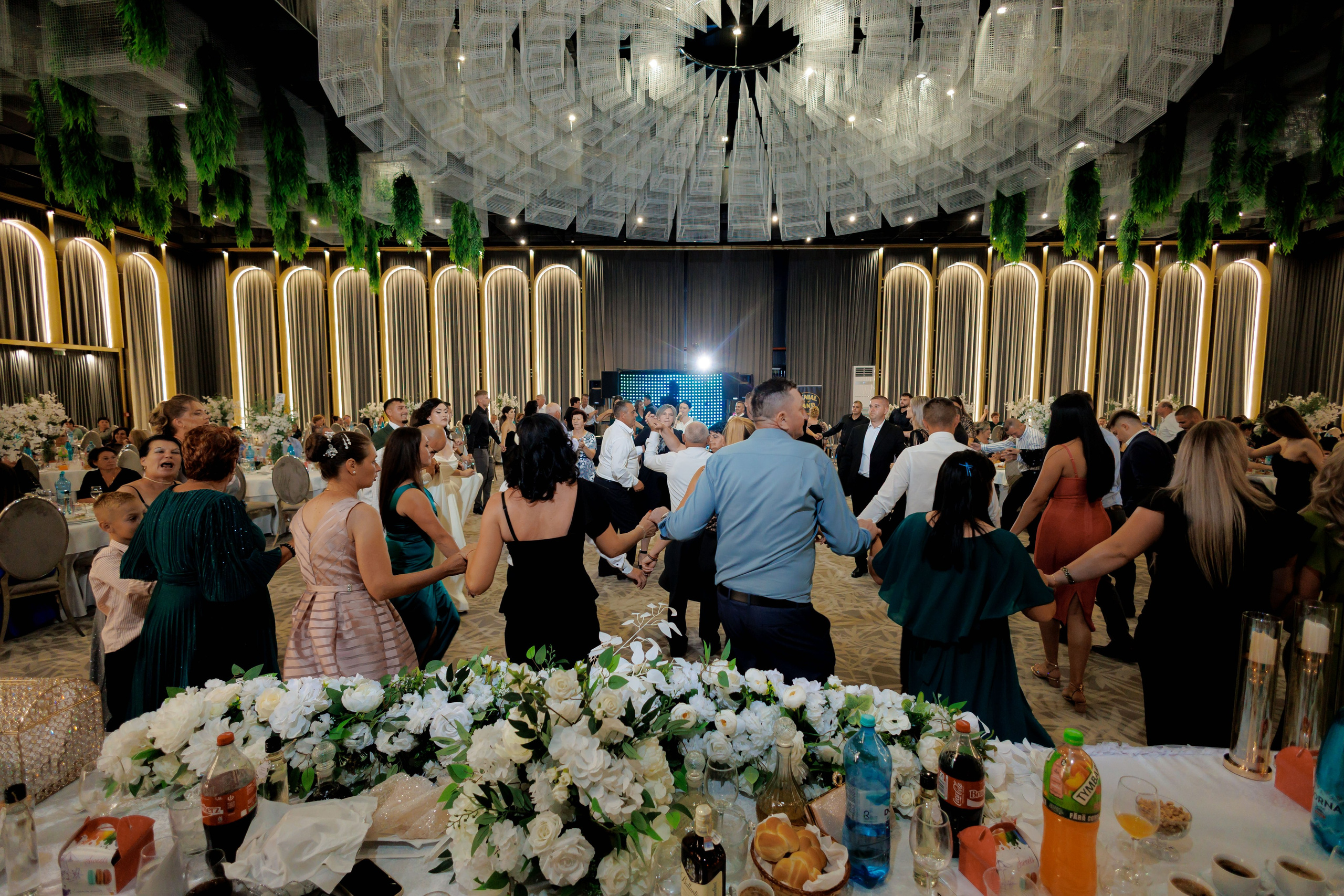 Nunta Nicoleta & Răzvan | Fotografie & Videografie Profesională. Servicii foto-video profesionale, pentru momente de neuitat