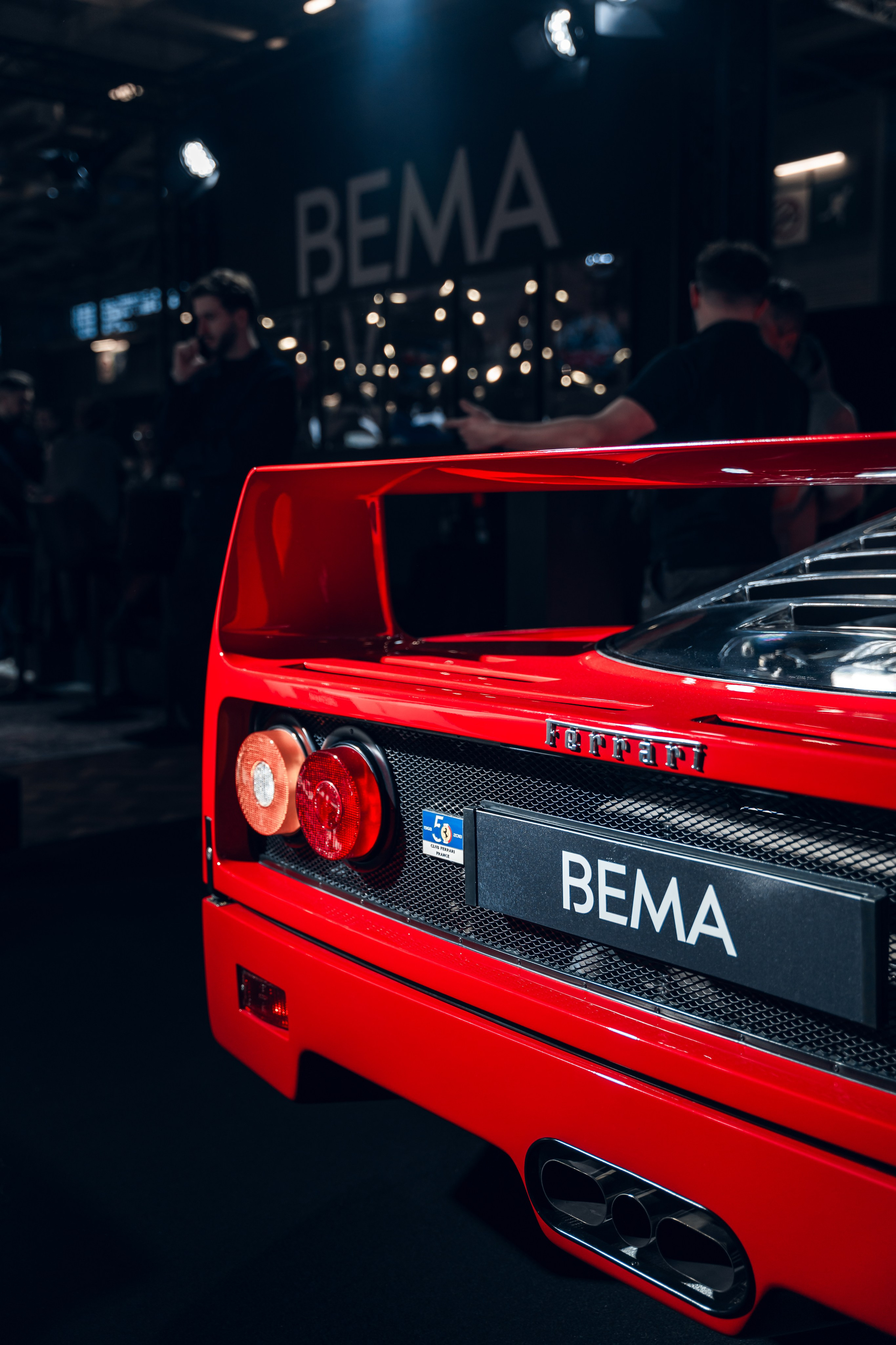 Retromobile 2026. Photographe de voitures à Paris — Vitalii Motruk