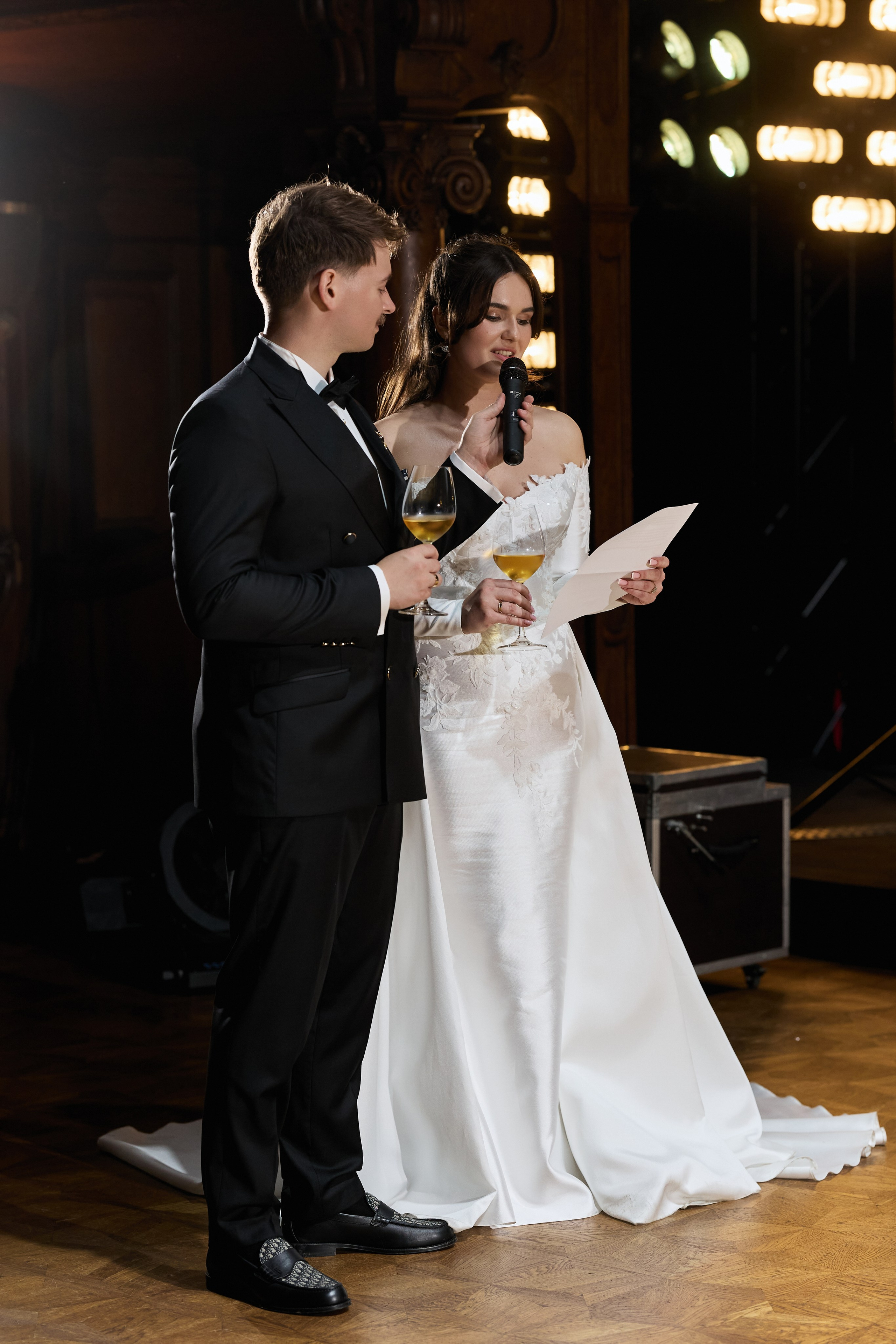 Wiktoria & Kacper. Pałac Goetz. Fotograf ślubny i rodzinny w Krakowie Yana Klymova