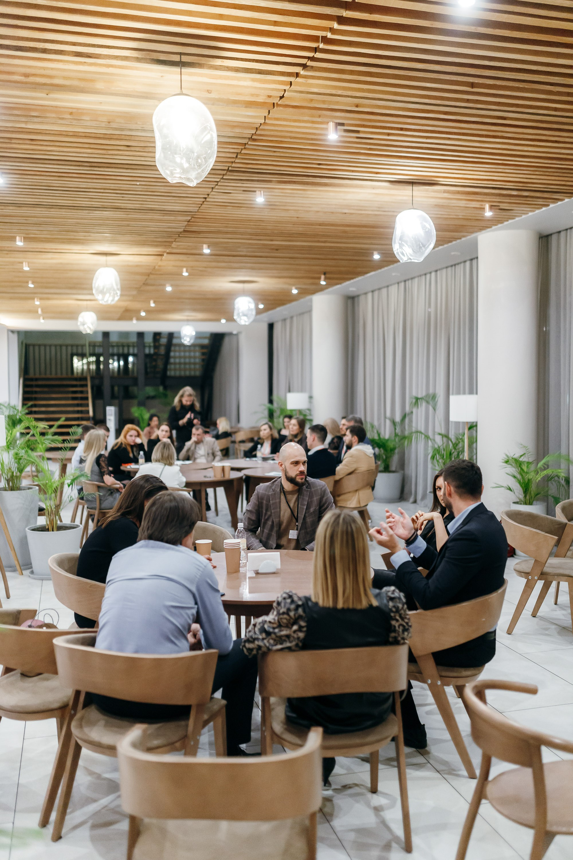 People working at café, casual atmosphere