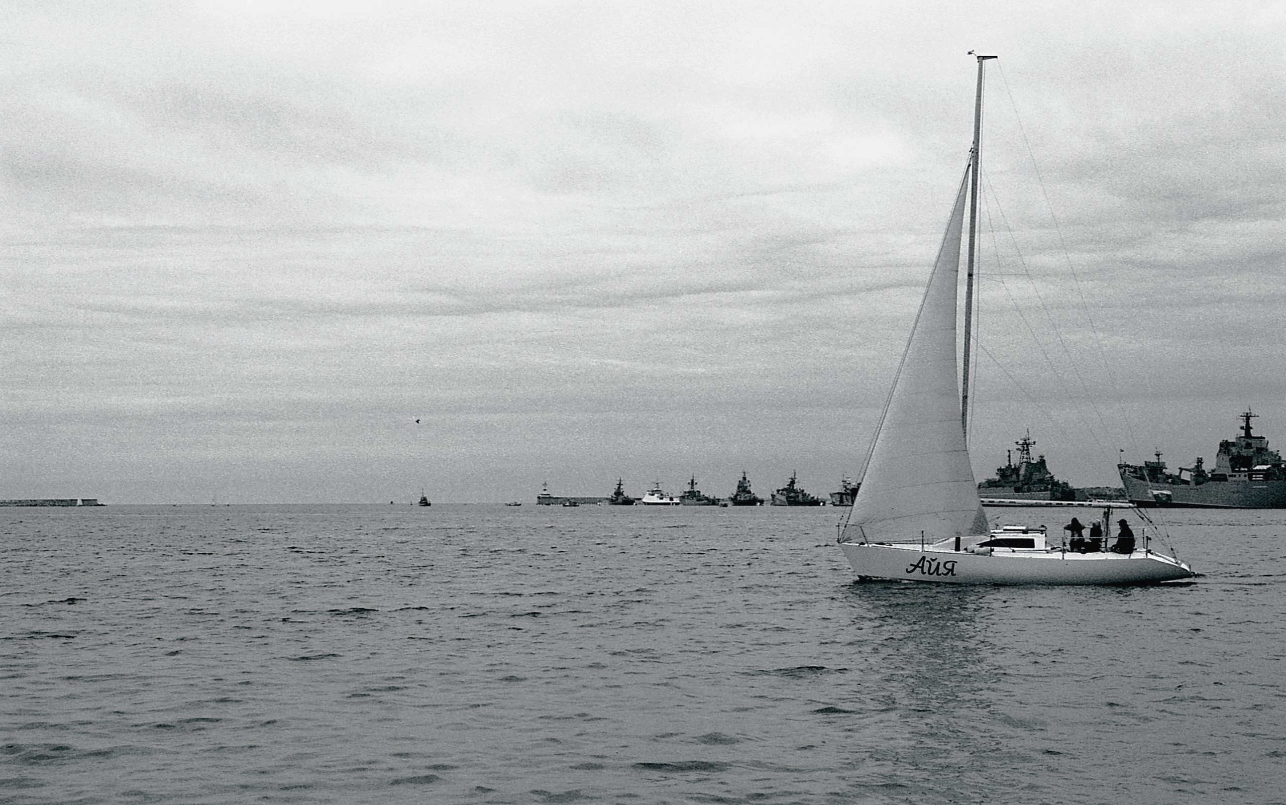 Wanderlust. Personal and fashion photography for brands and modeling agencies. Warsaw, Europe. Yaroslav Storchak