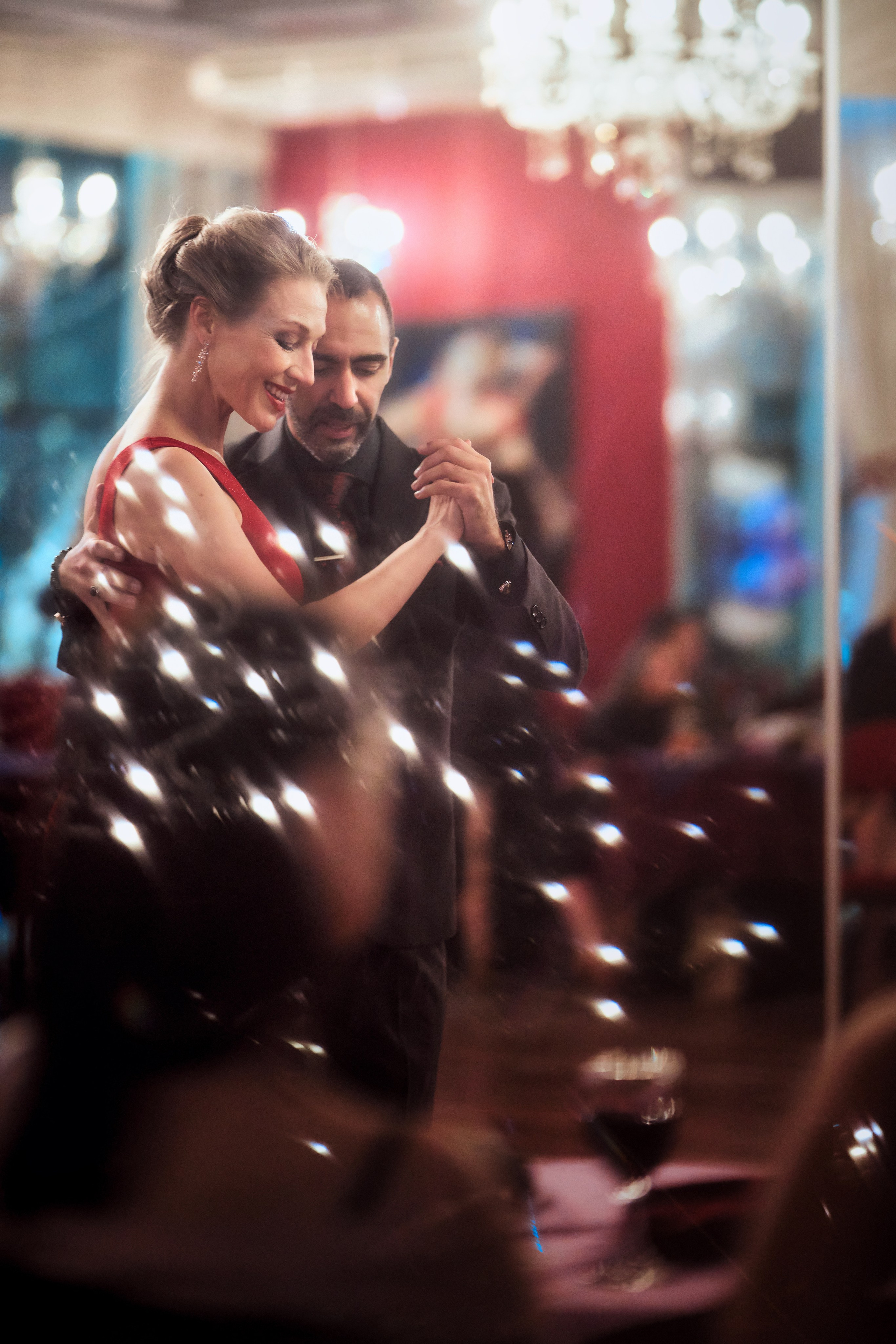 Nikitin Maxim — Showmetango