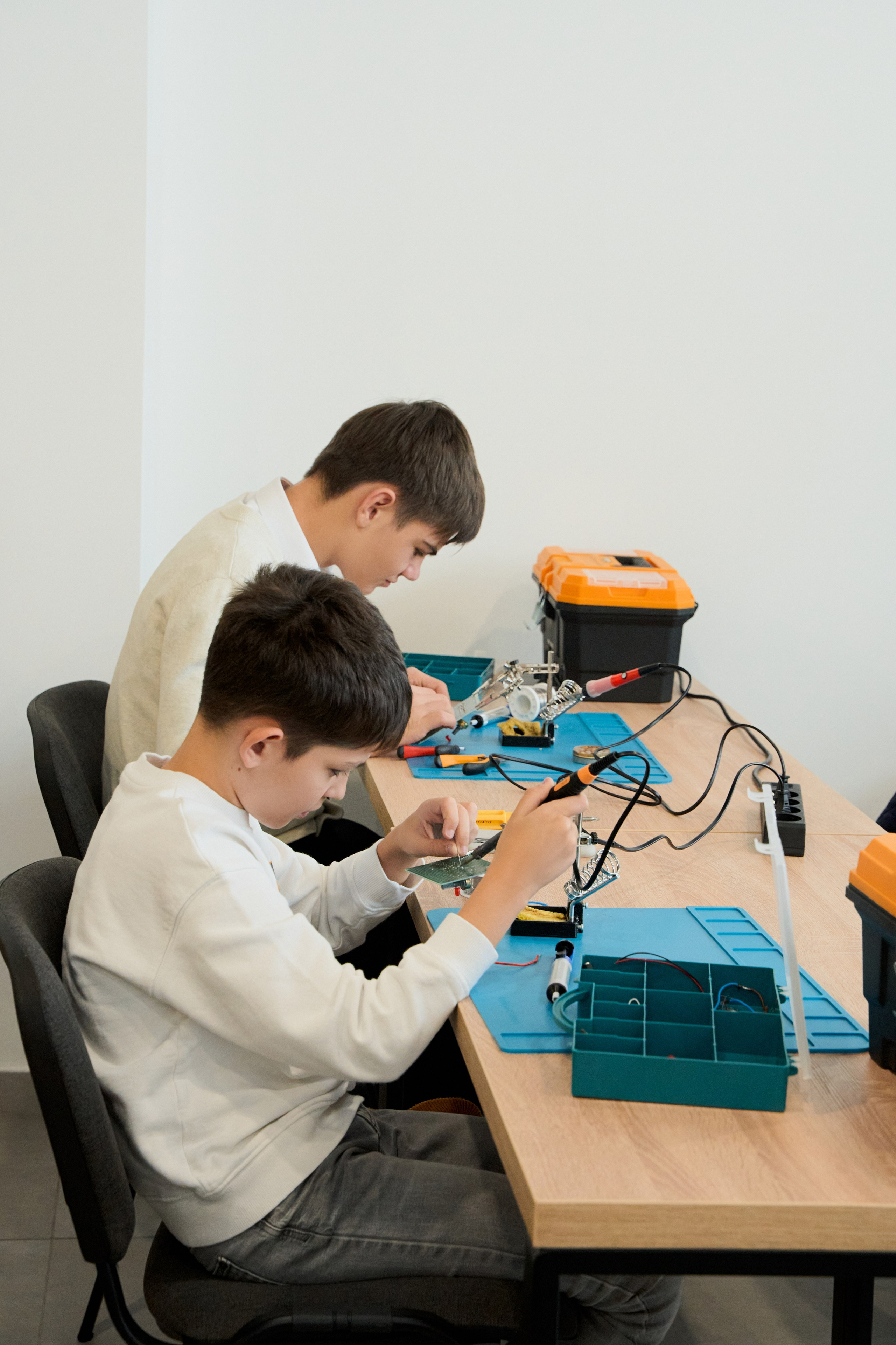 Minivolt. Привет