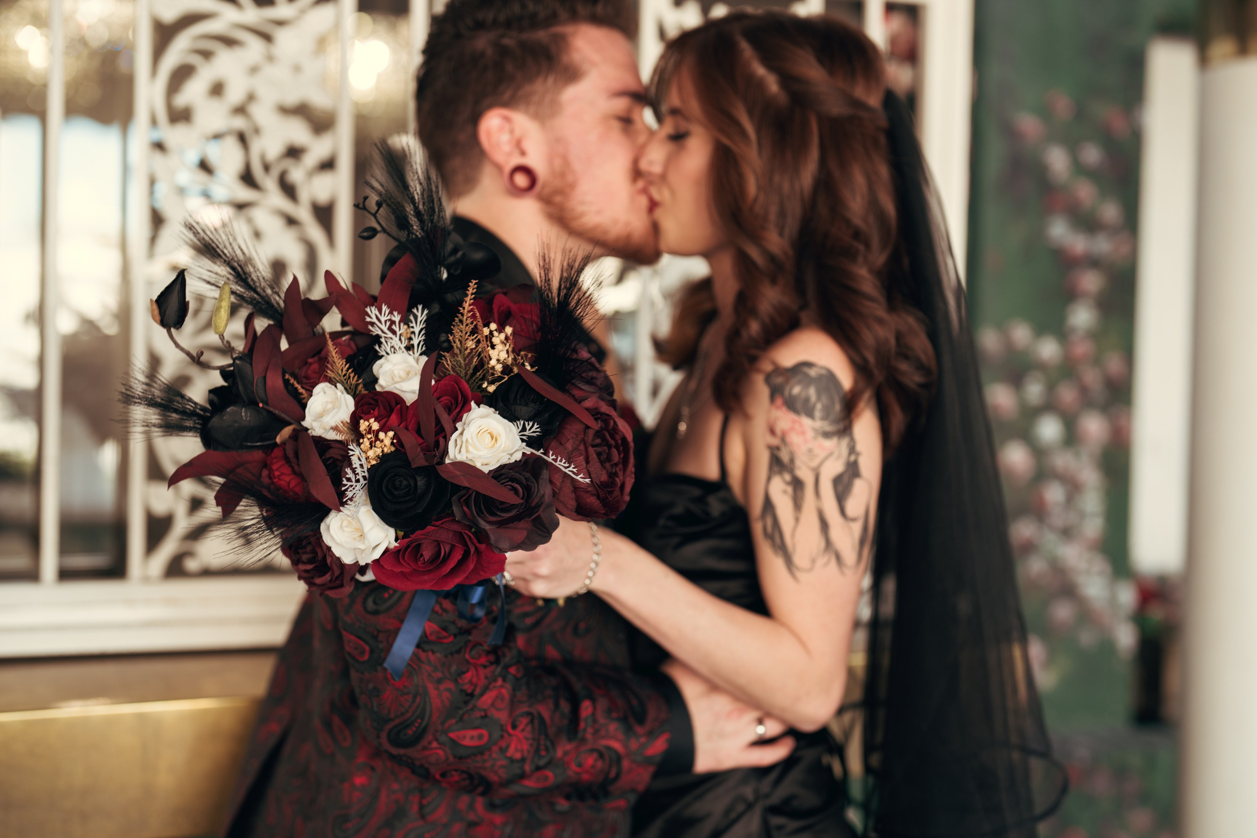 Jordan&Jarret. Wedding & elopement photographer Viktoriya Kravtsov. Las Vegas