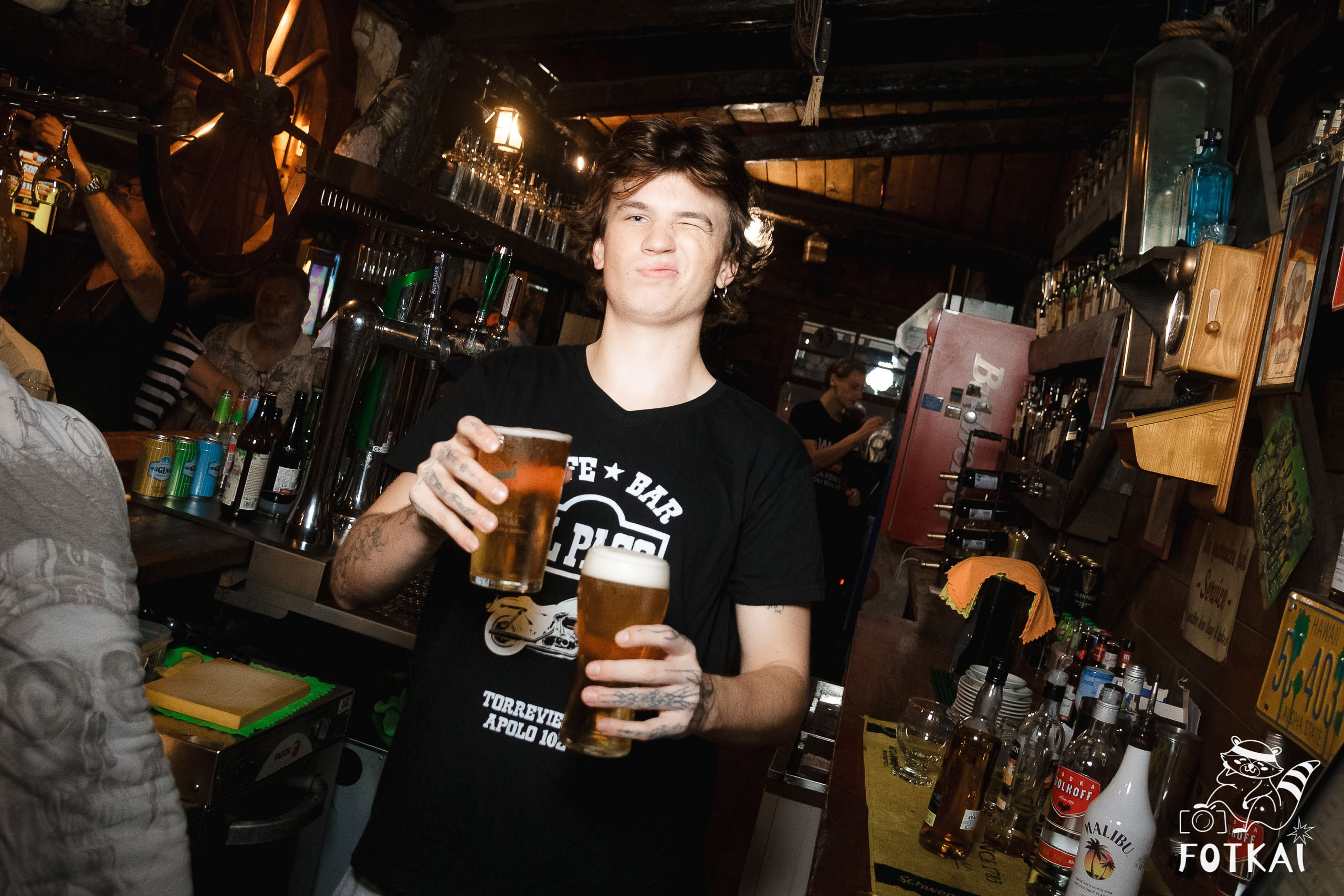 El Paso Rock Bar Torrevieja: Reportaje fotográfico 03.10.25 | FOTKAI