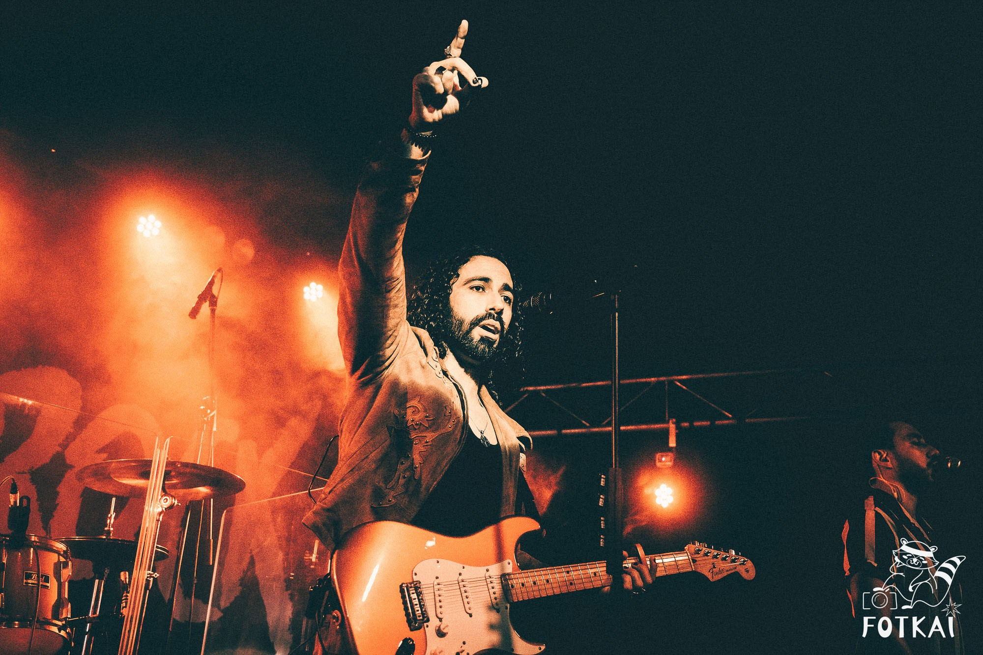 DENISDENIS — reportaje fotográfico del concierto en la Sala Marearock (Alicante) | FOTKAI