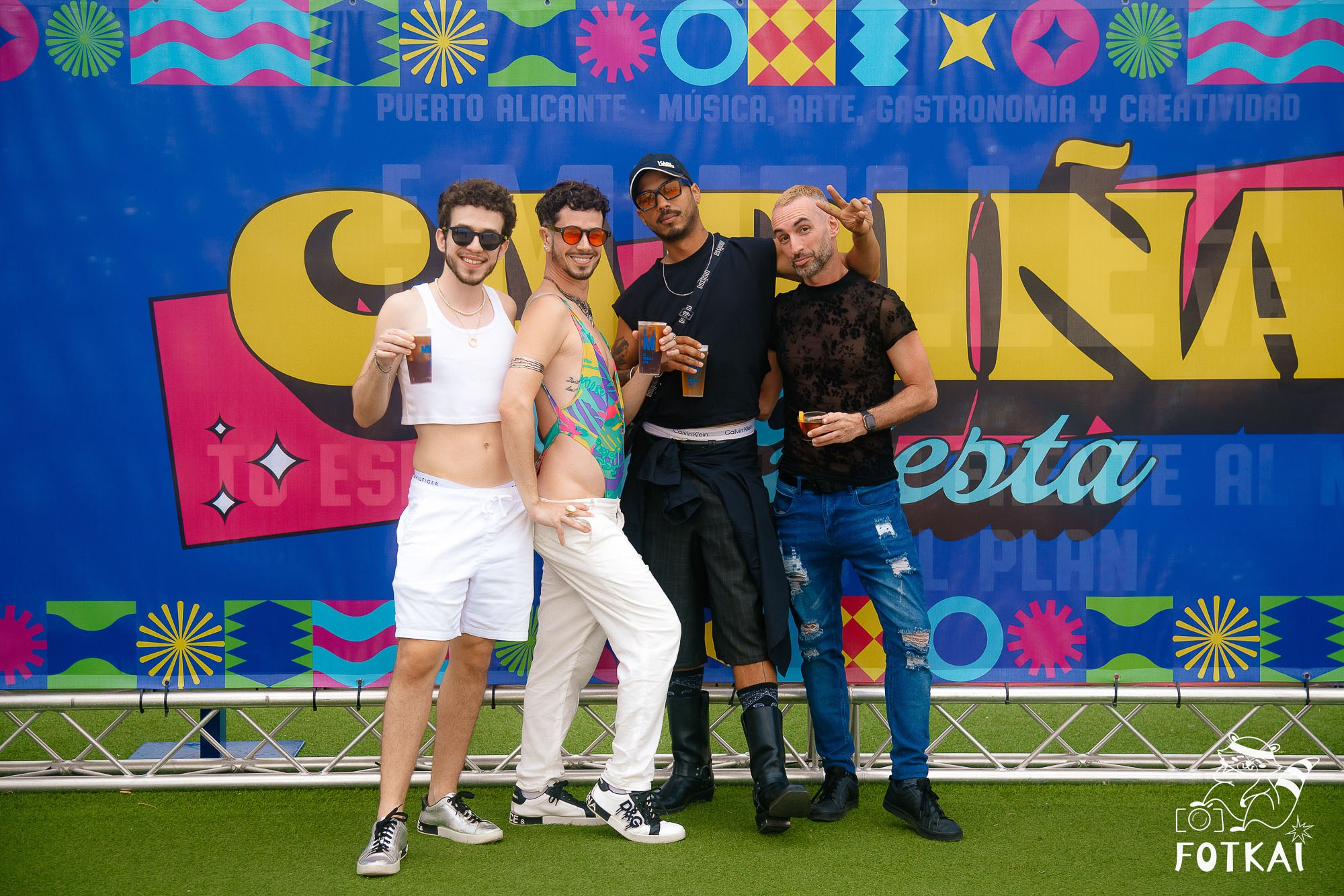 Cariña La Fiesta 2.0 — Fotos del evento en El Muelle Live, Alicante, 2026 | FOTKAI