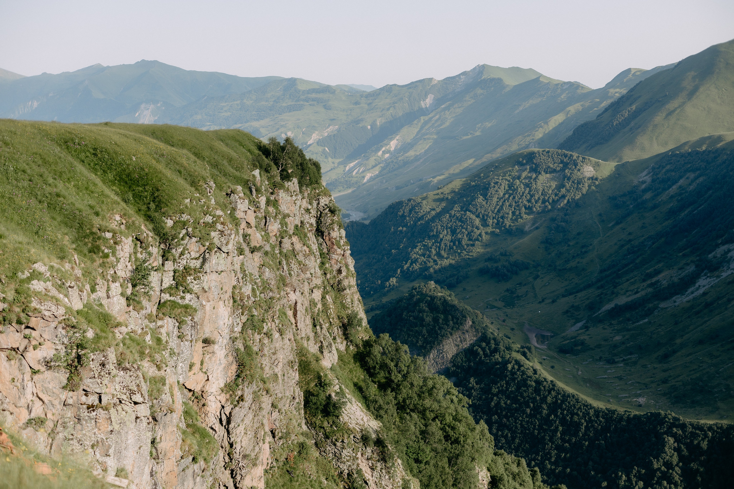 Gudauri (2,5 hours from Tbilisi)/Гудаури (2,5 часа от Тбилиси). Photographer Anna Nazarenko