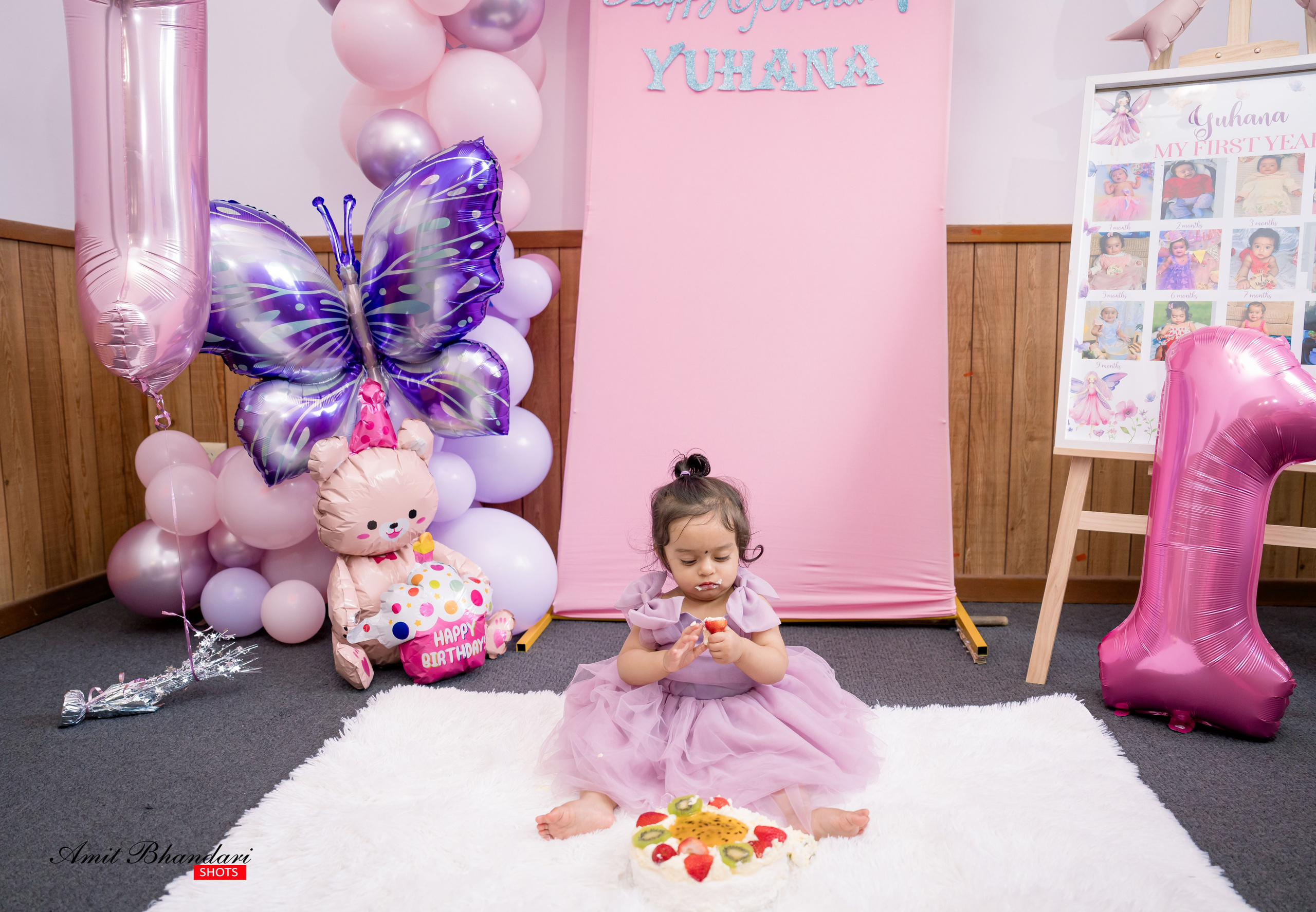 Yuhana’s Cake Smash Session. Freelance Photographer in Newcastle & Central Coast