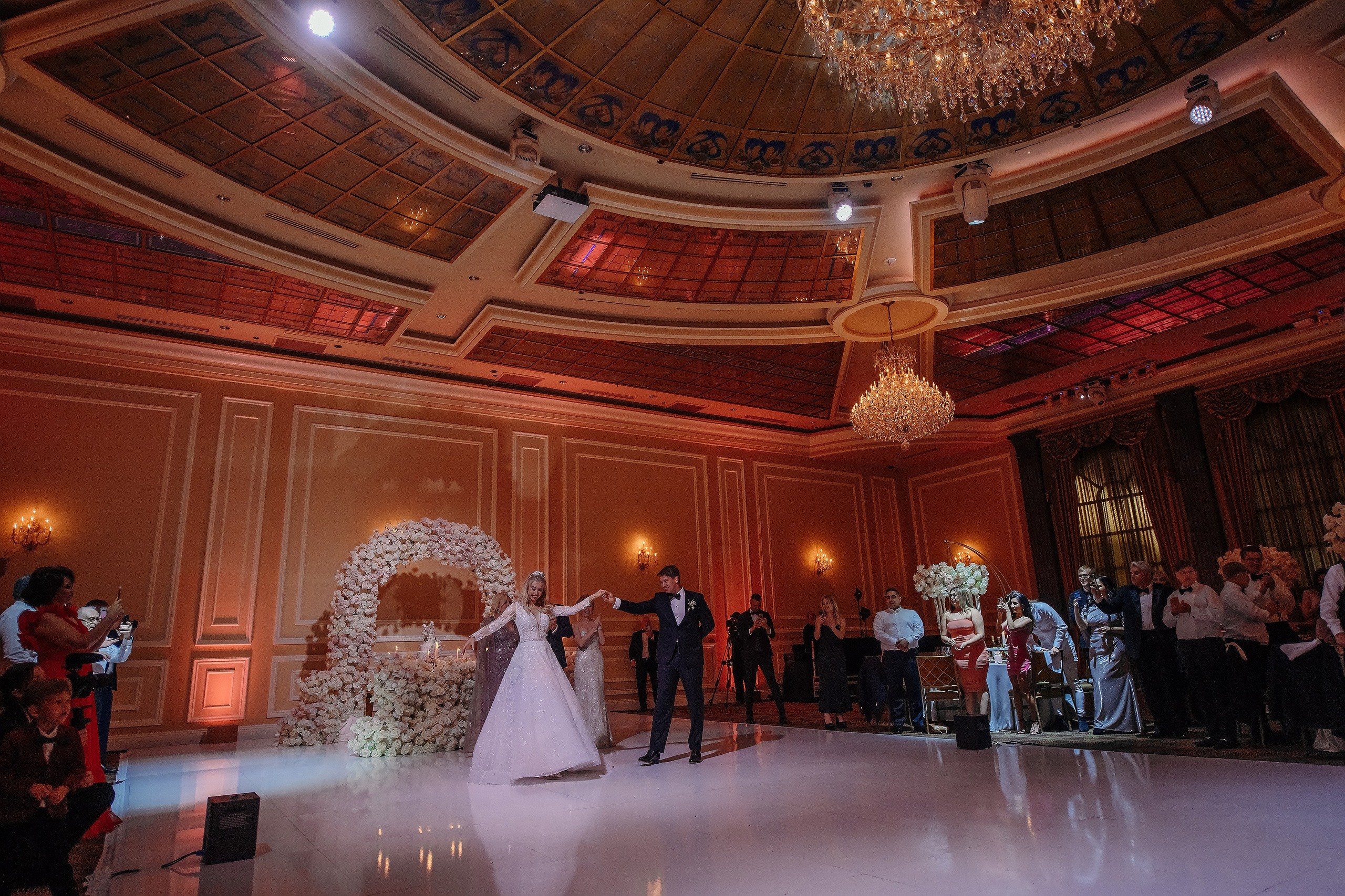 Wedding photo shoot. Wedding photographer. Wedding, maternity and family photographer in Charlotte Tasha Minn