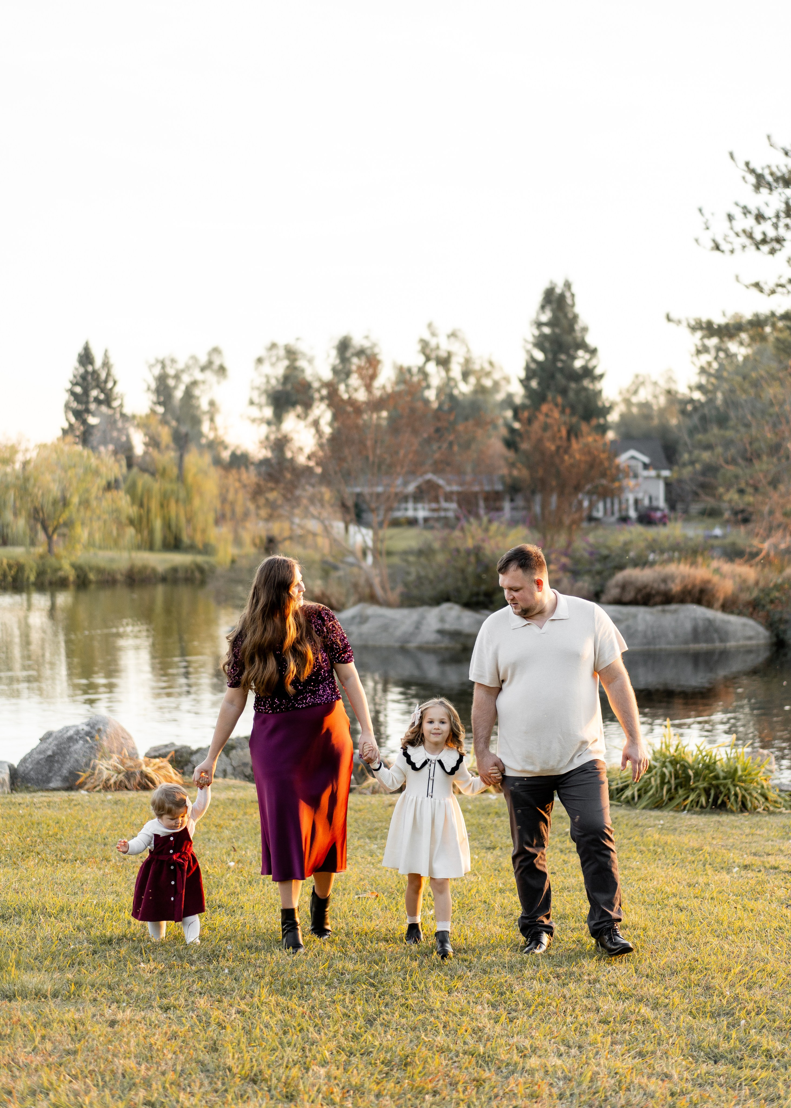 Klyushin family. Family photographer in Sacramento | Sofia Pavenko