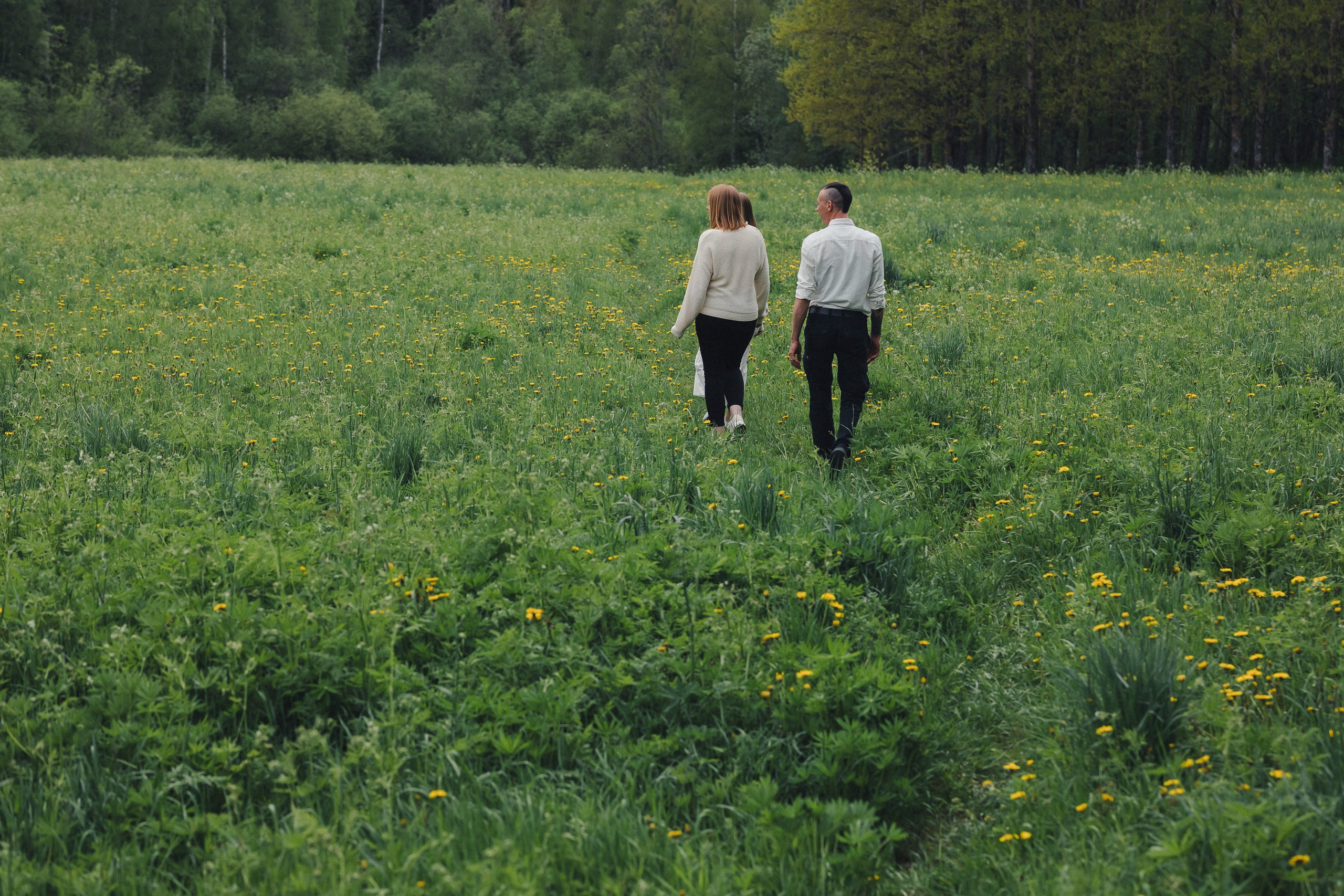 Haluan lahjaksi perhekuvauksen!. Valokuvaaja Lahti, Helsinki Elena Salonen
