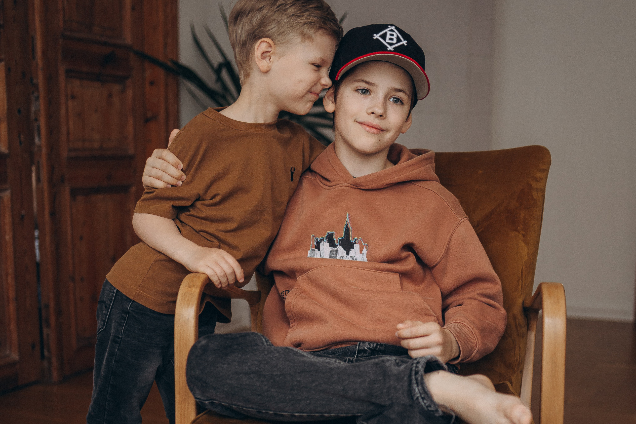 LAURAS ģimene. GALVENĀ